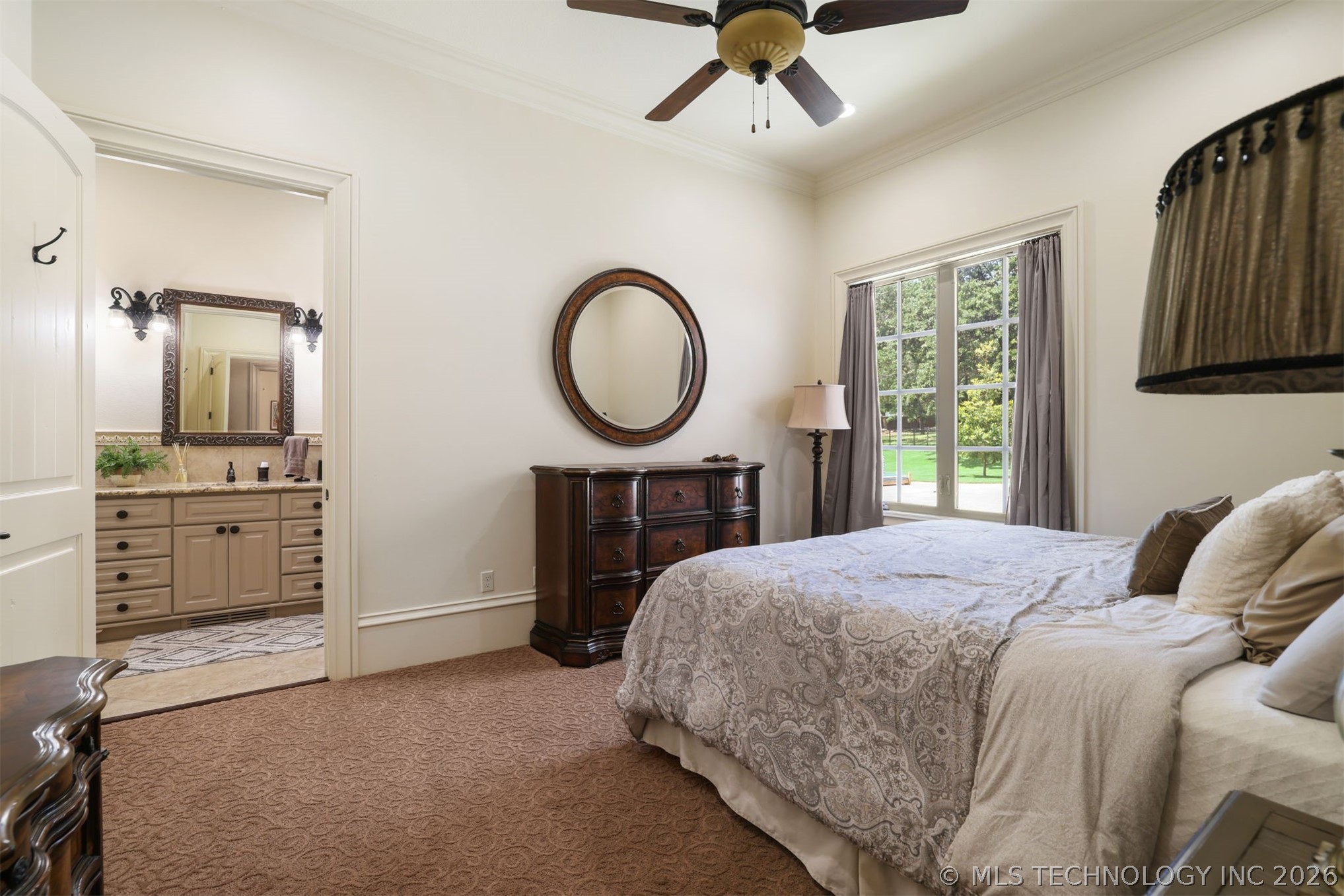 3202 Castle Court Property Photo 24