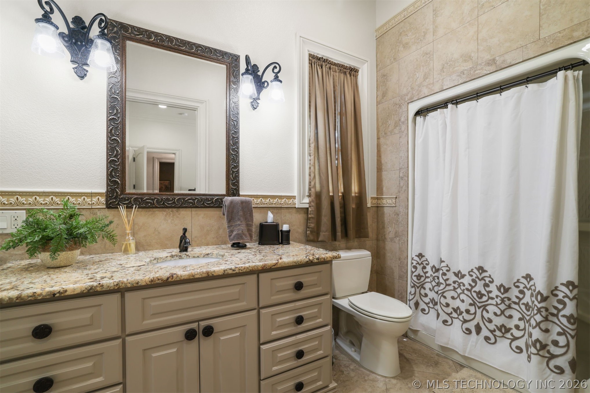 3202 Castle Court Property Photo 26