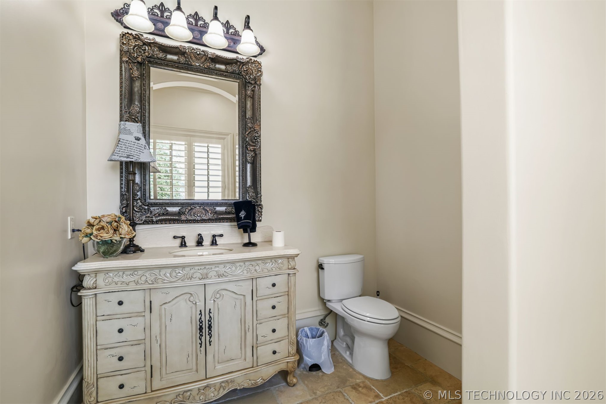 3202 Castle Court Property Photo 32