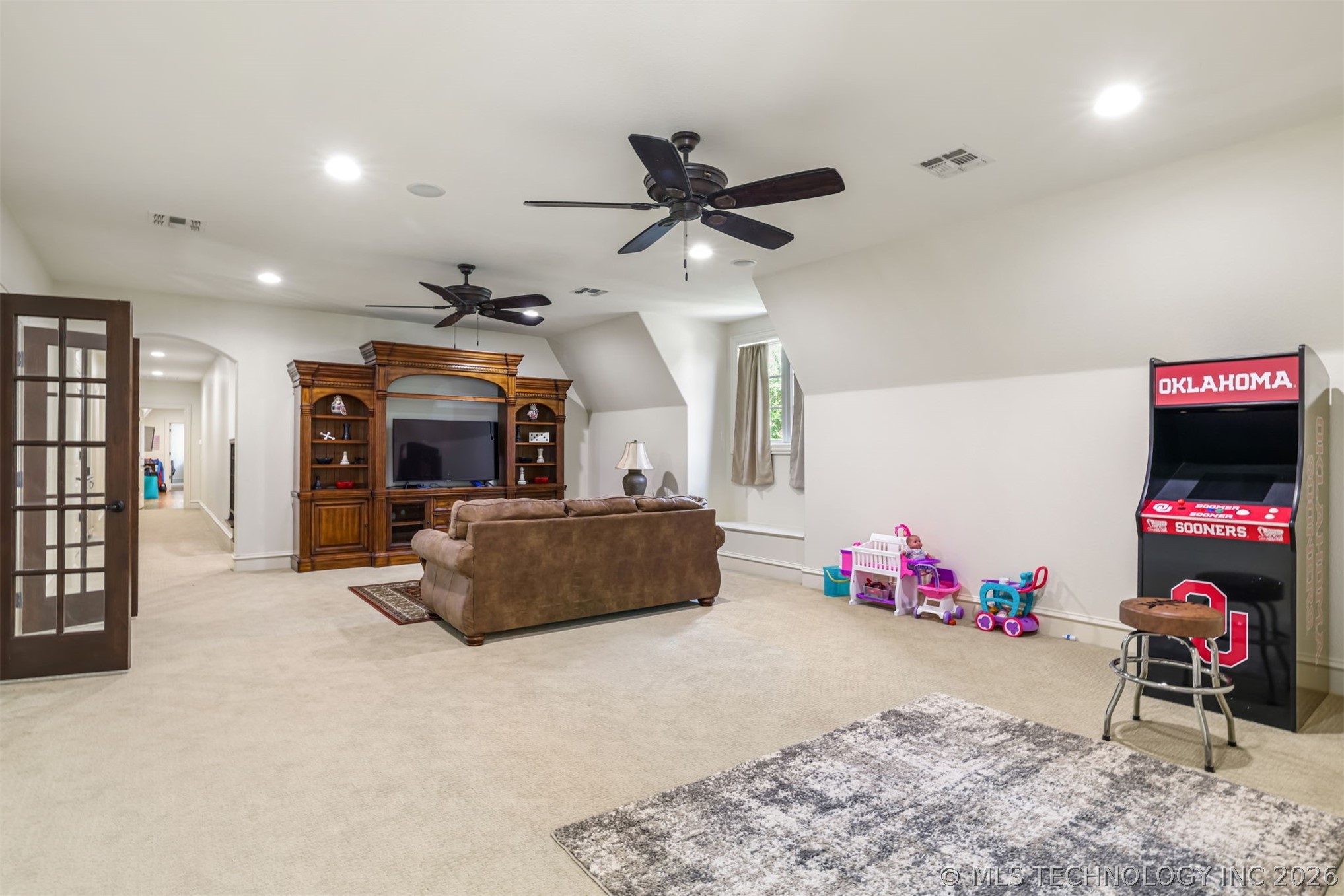 3202 Castle Court Property Photo 57