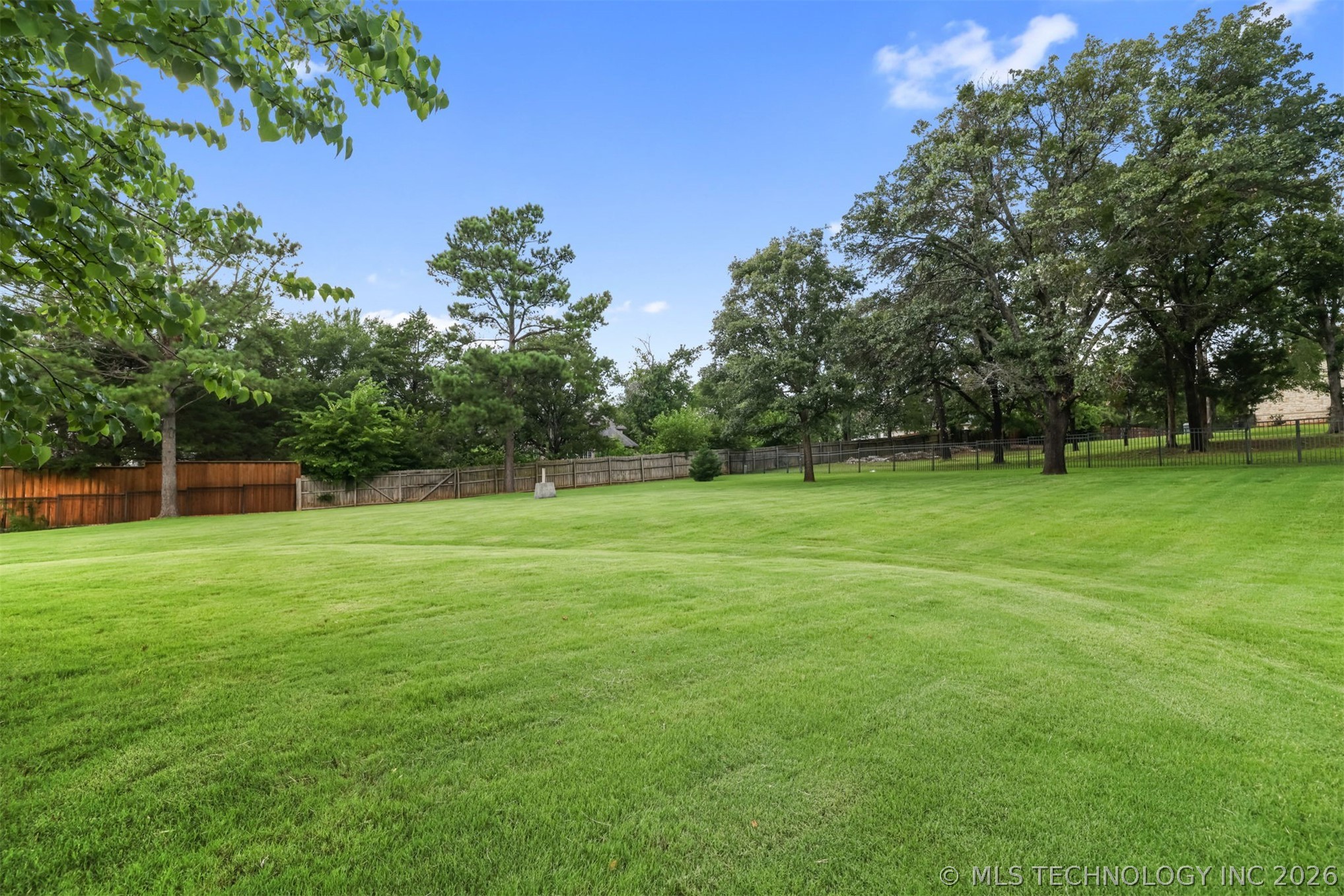 3202 Castle Court Property Photo 82