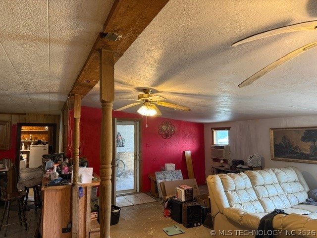 4757 Dundee Property Photo 8