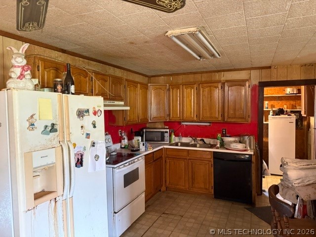4757 Dundee Property Photo 9