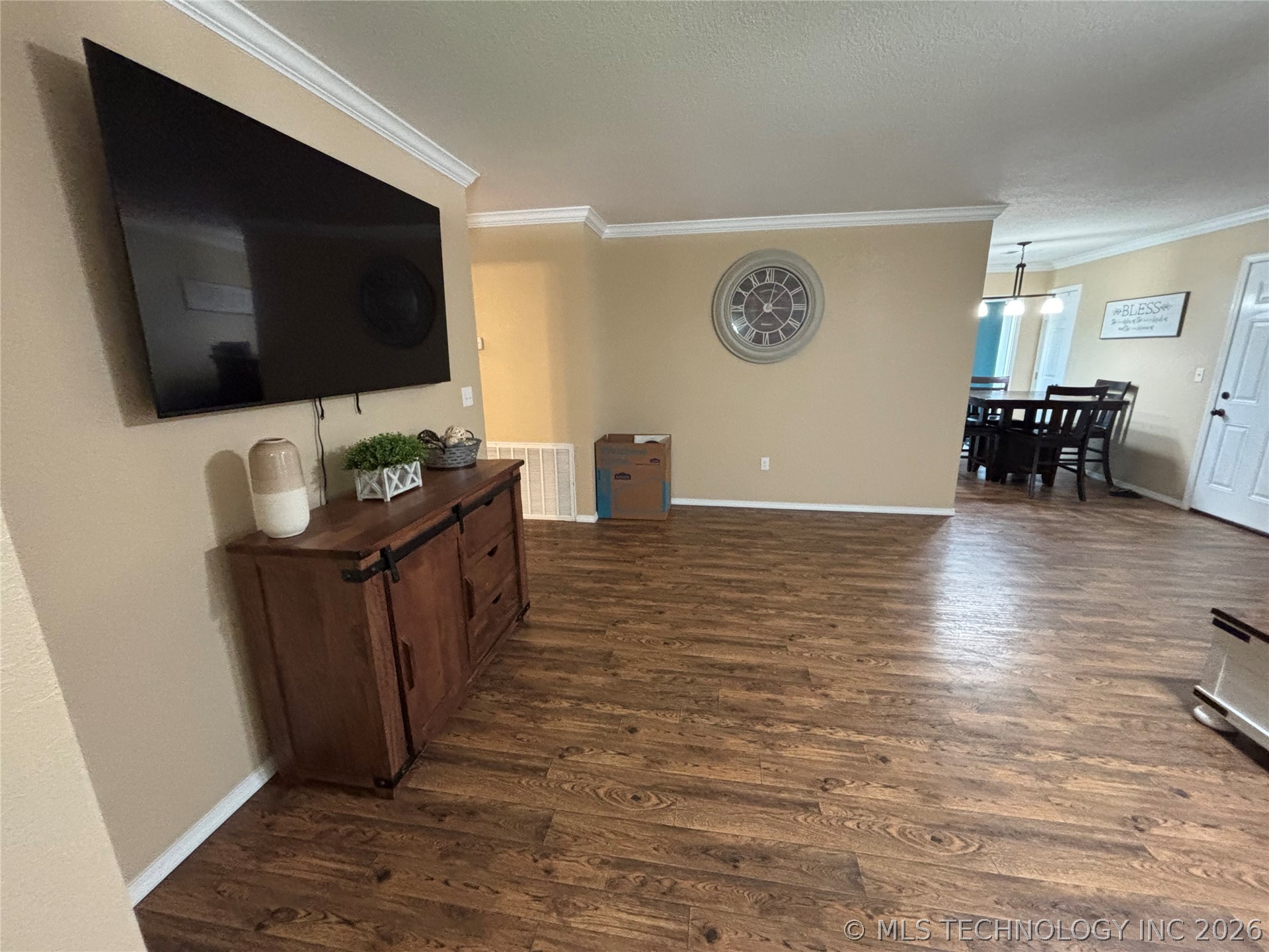 220 S Arkansas Property Photo 10
