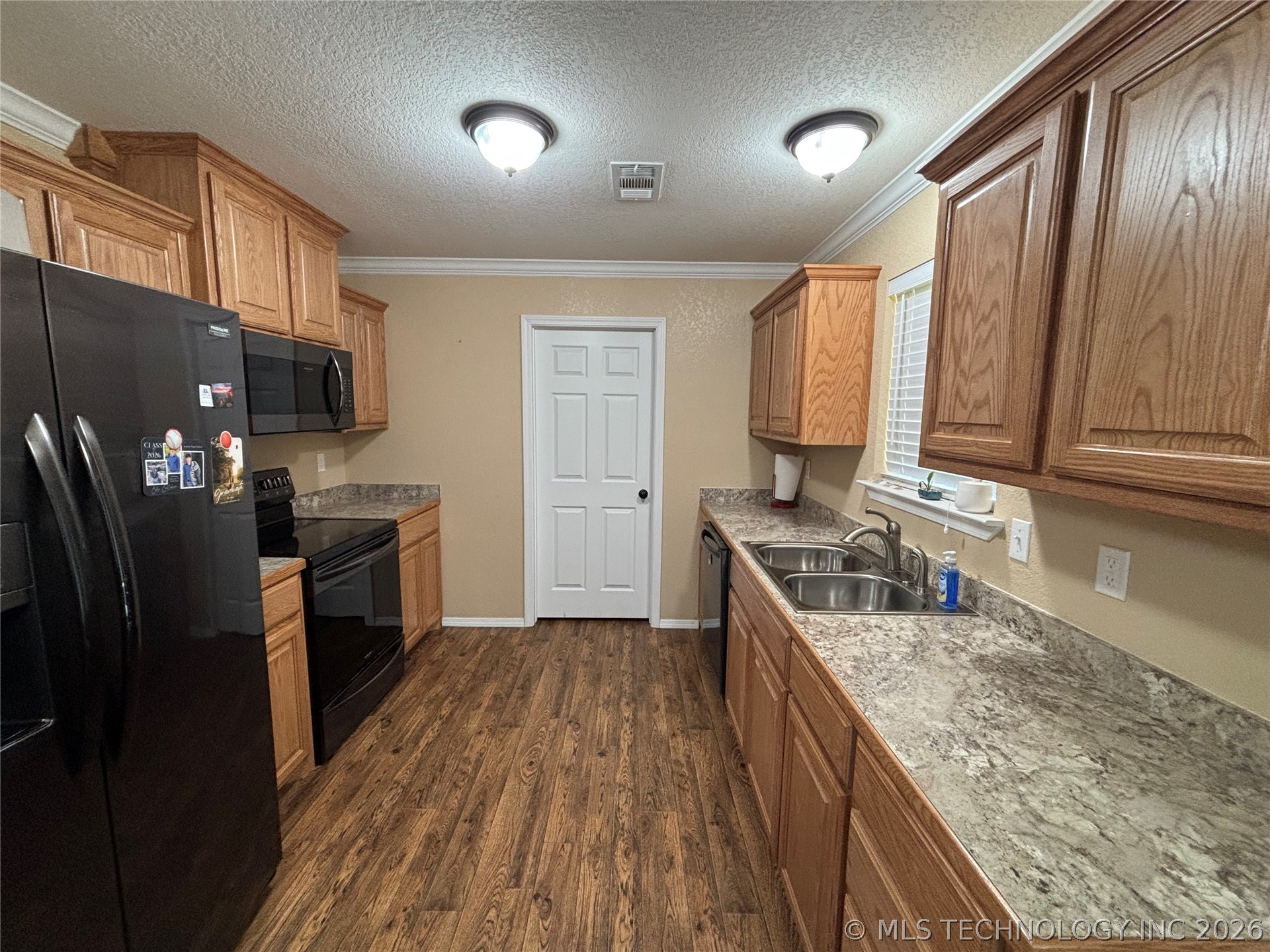 220 S Arkansas Property Photo 14