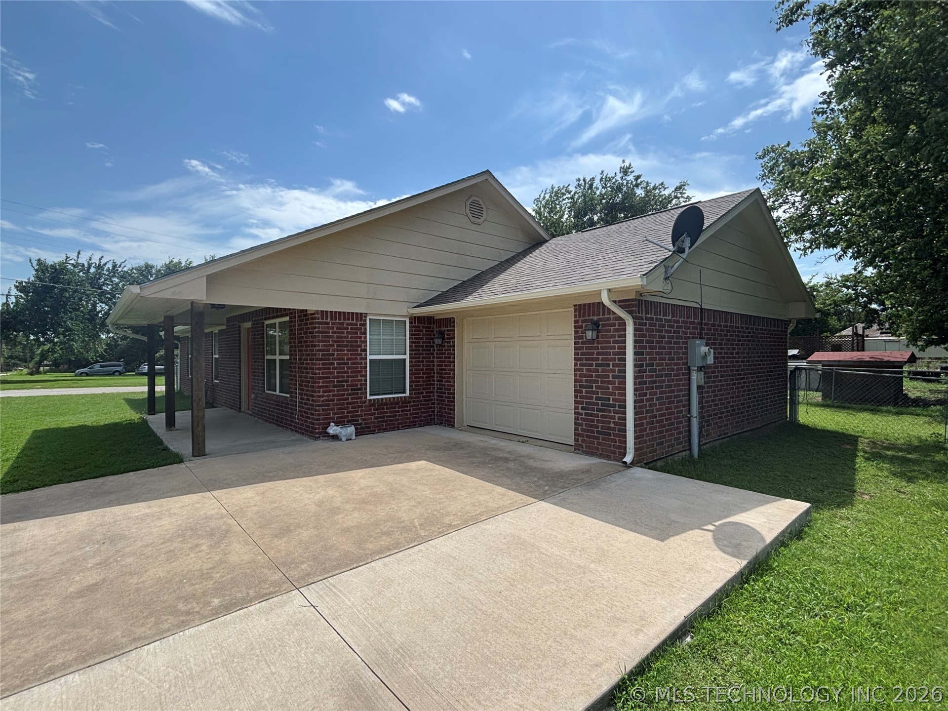 220 S Arkansas Property Photo 44