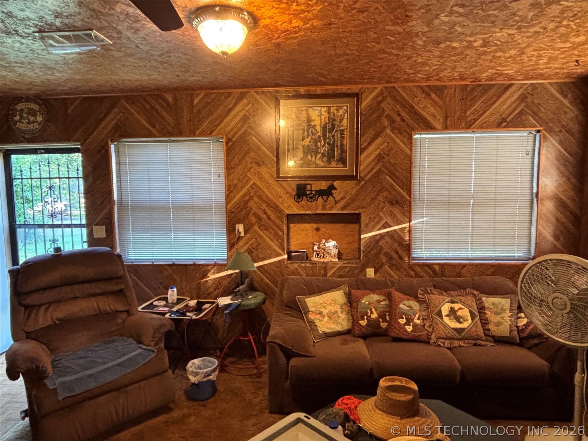 8926 Pear Property Photo 18