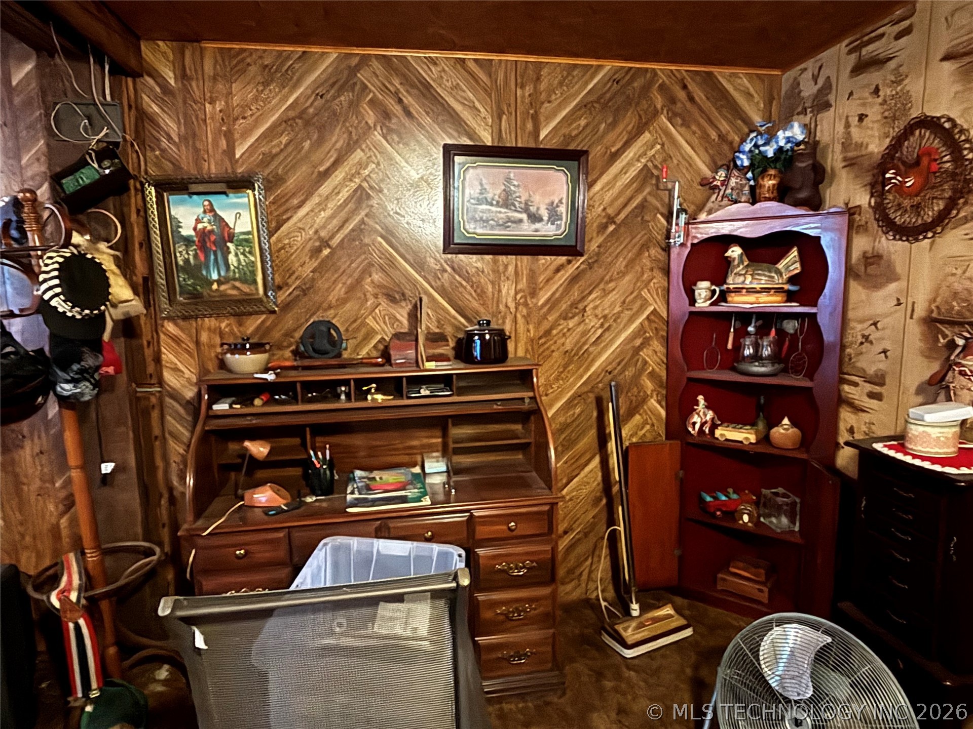 8926 Pear Property Photo 24
