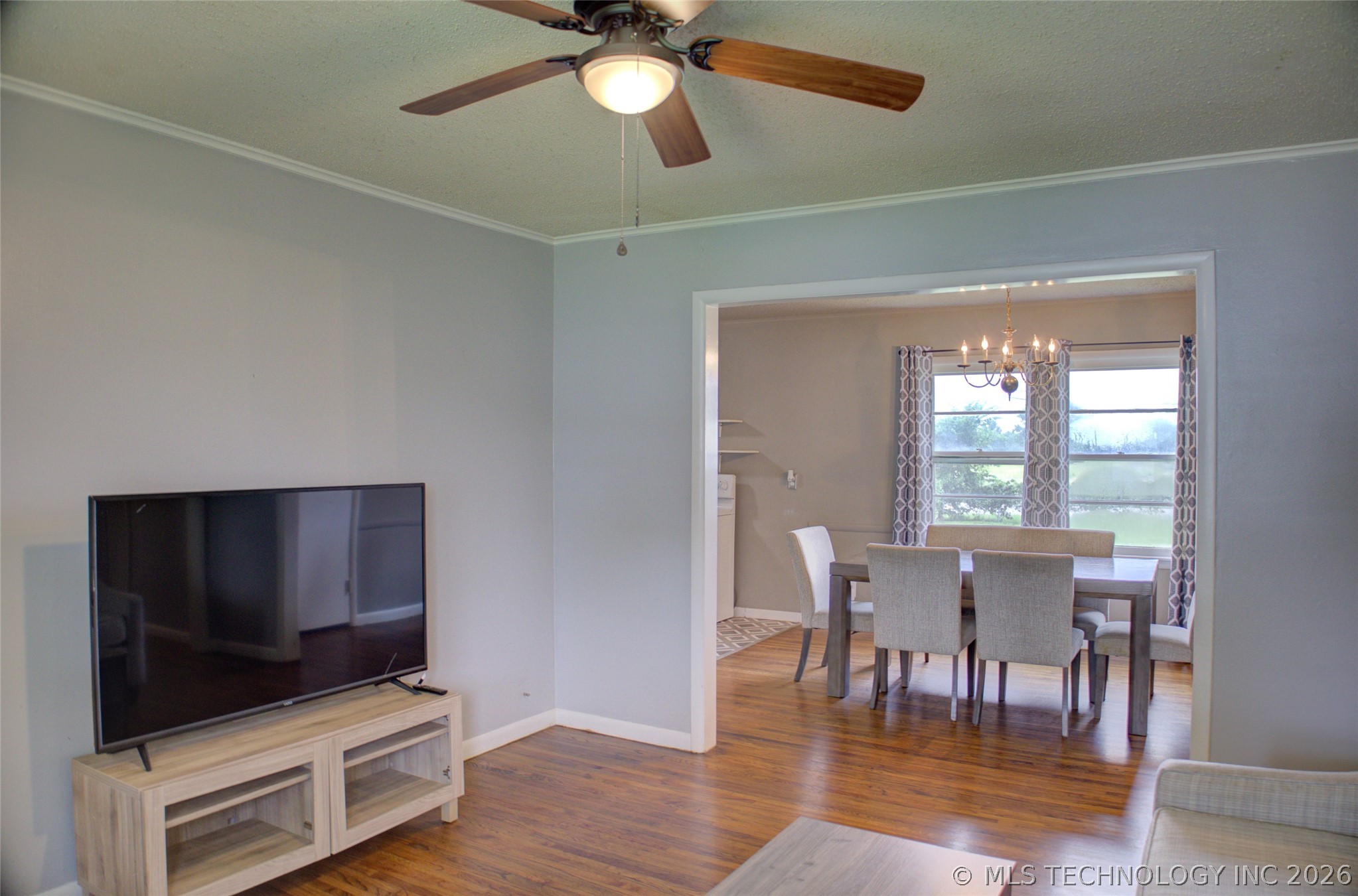 8947 E Oklahoma Place Property Photo 6