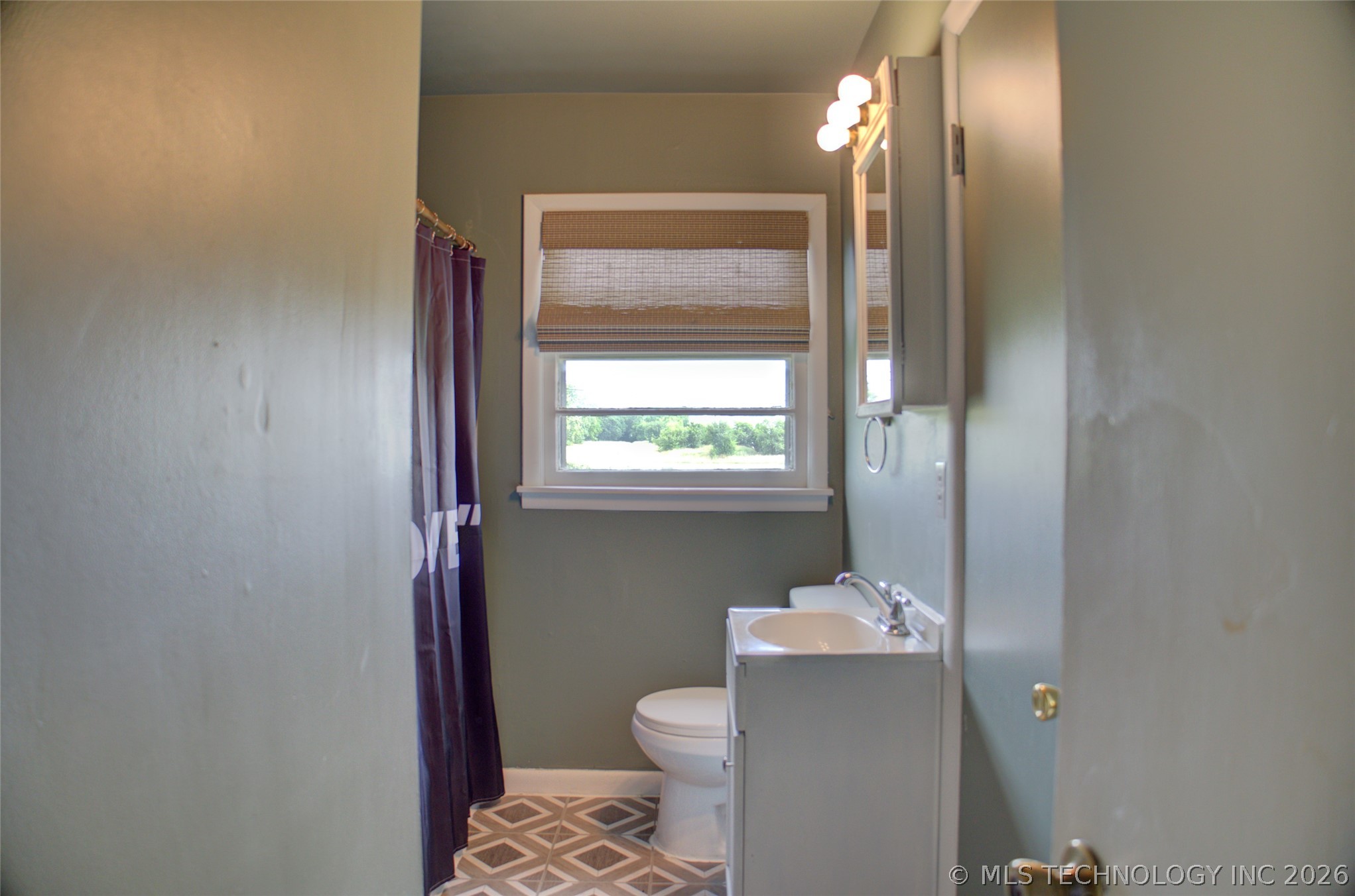 8947 E Oklahoma Place Property Photo 12