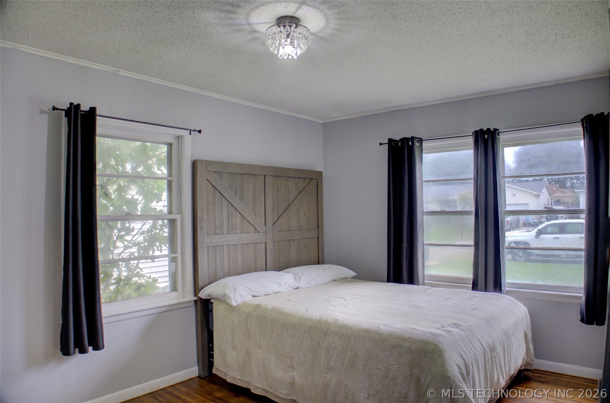 8947 E Oklahoma Place Property Photo 17