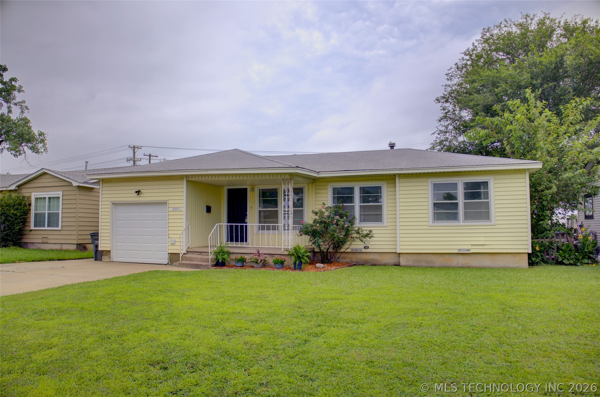8947 E Oklahoma Place Property Photo 21