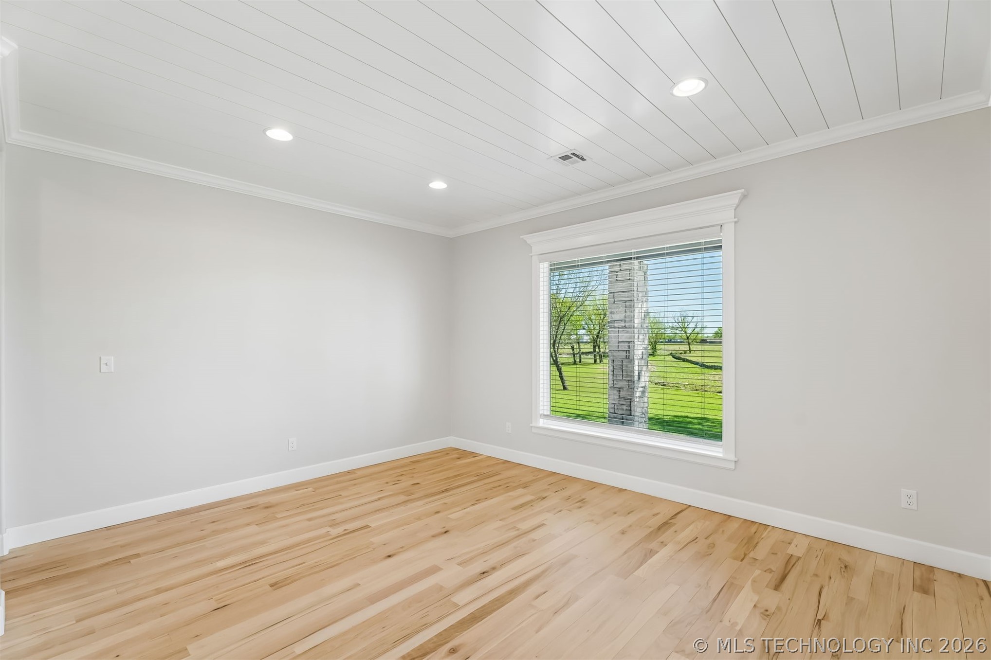 11290 S 220th East Avenue Property Photo 18