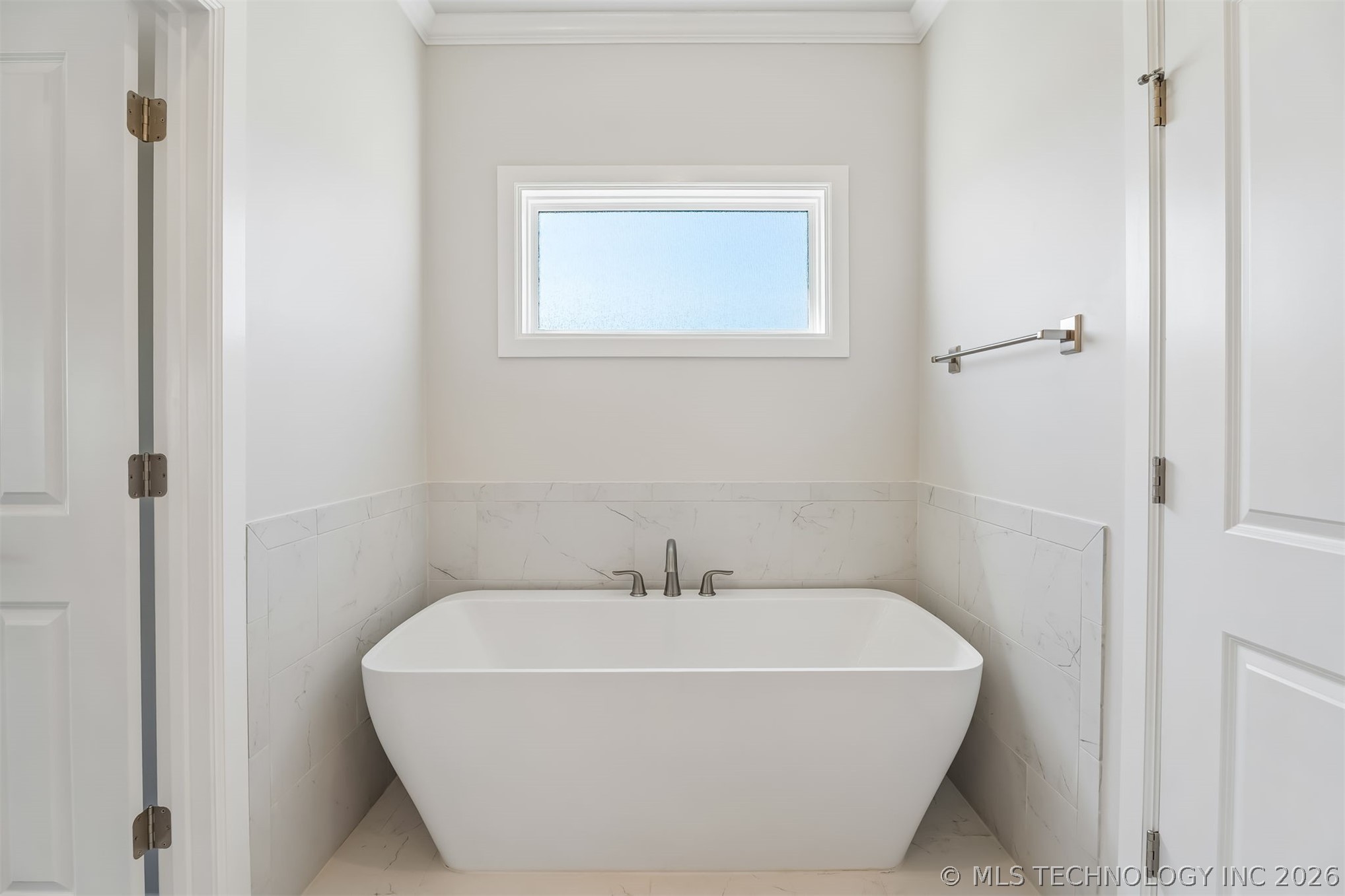 11290 S 220th East Avenue Property Photo 27