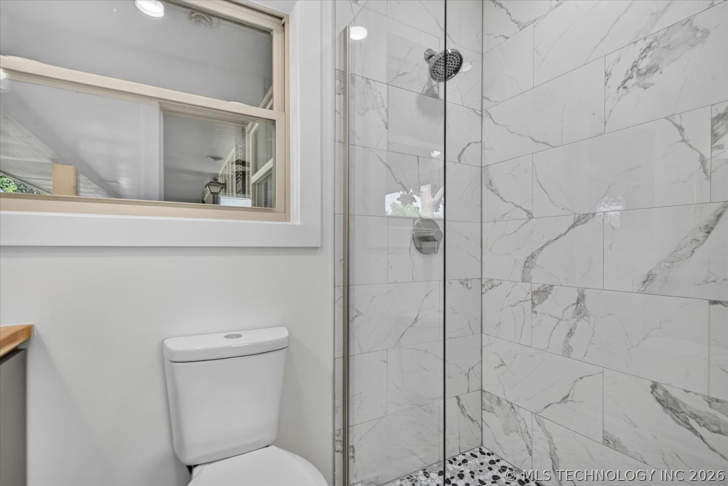 1428 Melmart Property Photo 19