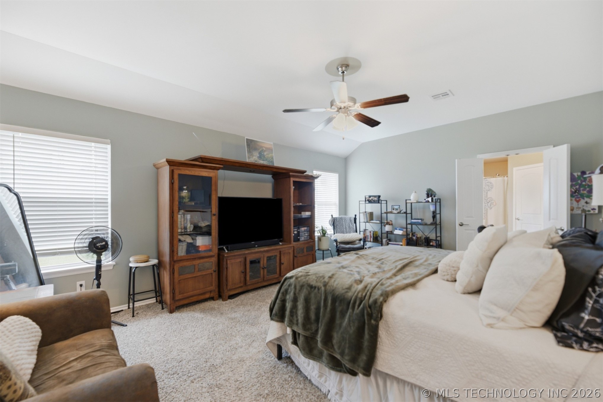 232 Dp Newman Circle Property Photo 16