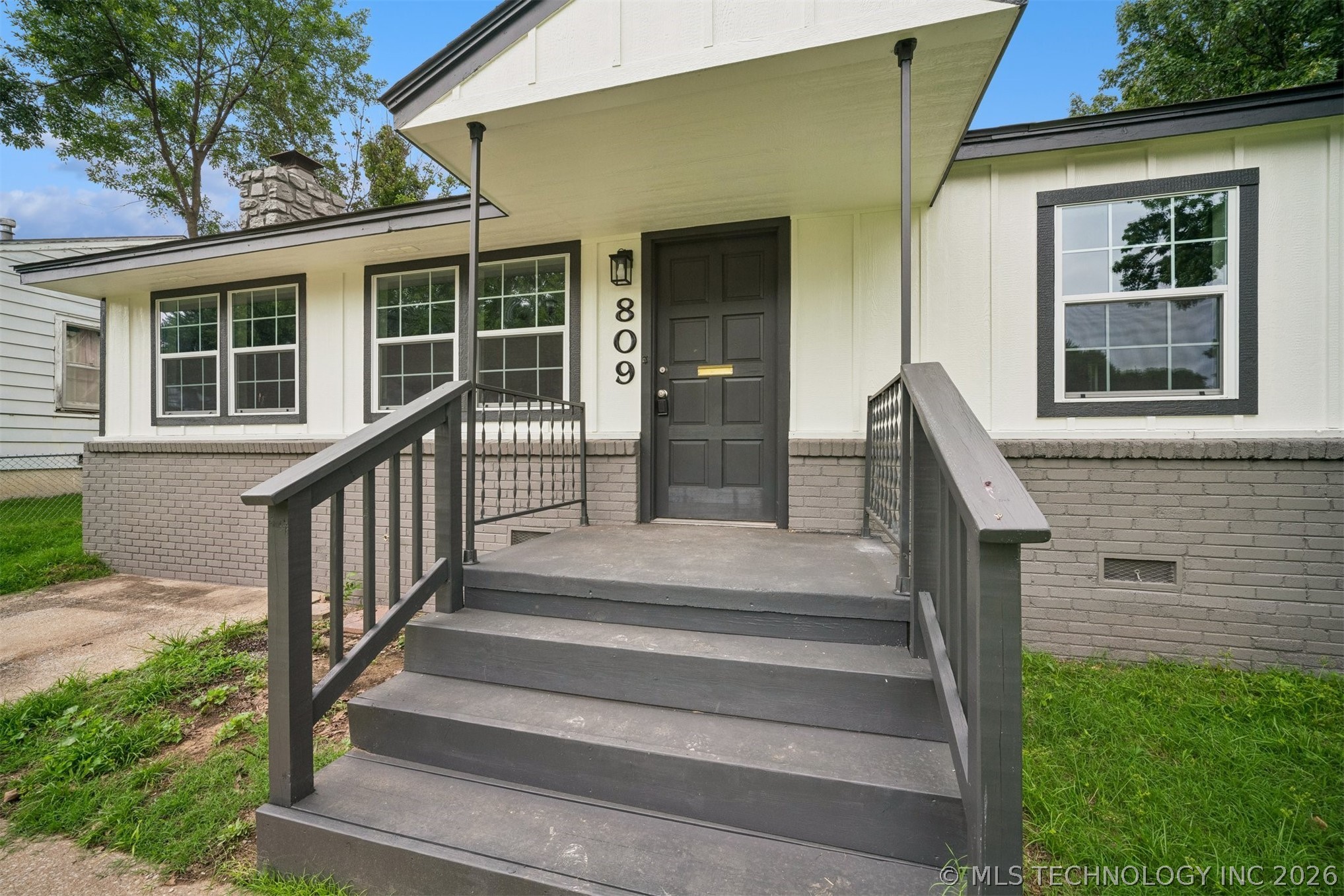 809 Cedar Avenue Property Photo 3