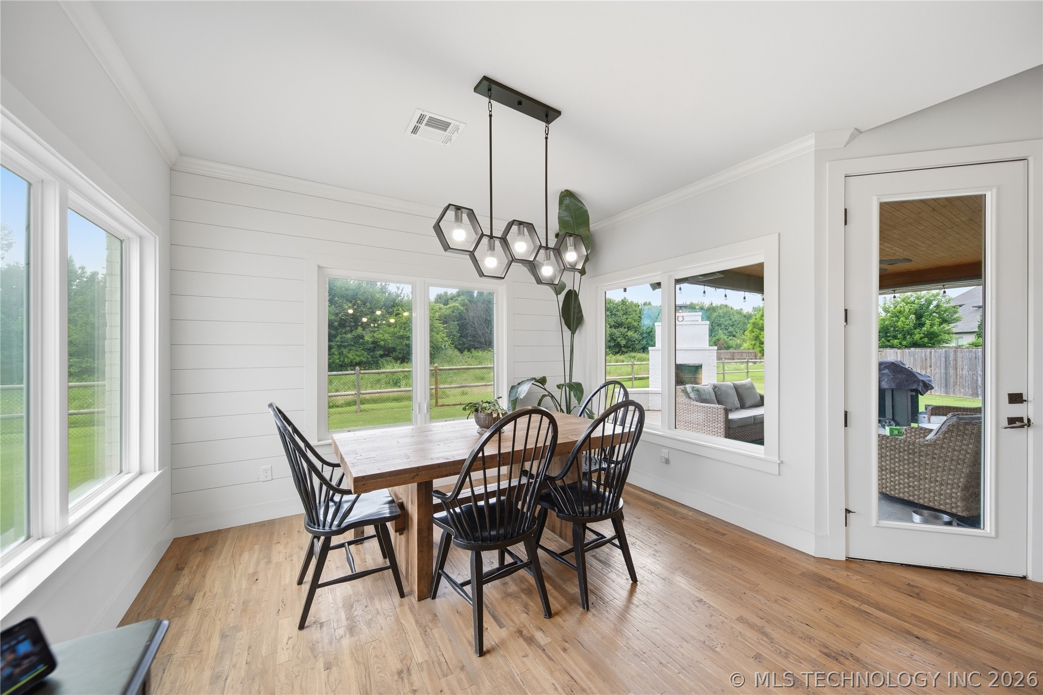 12310 S Darlington Avenue Property Photo 15