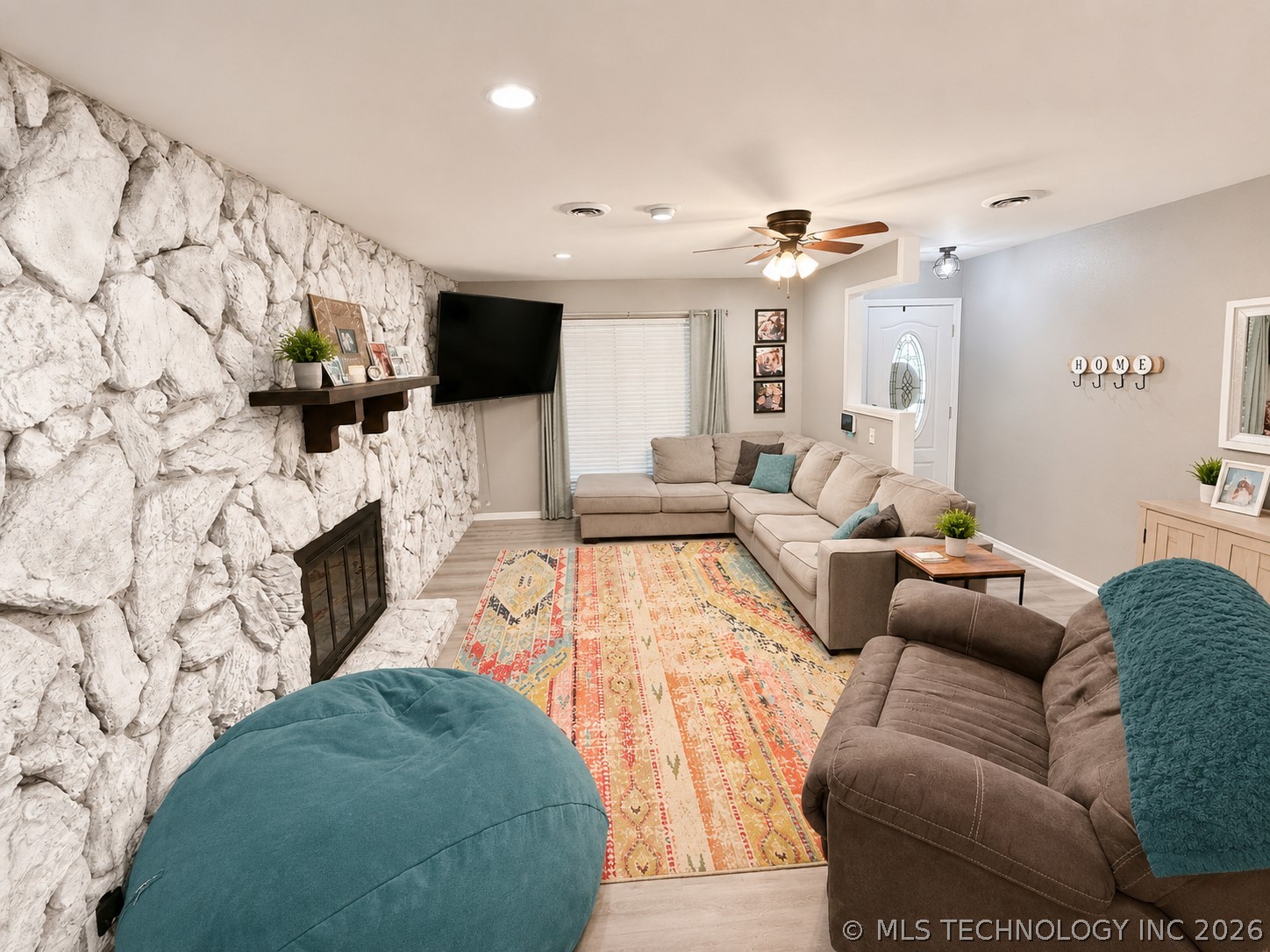 1425 Hargrove Property Photo 7