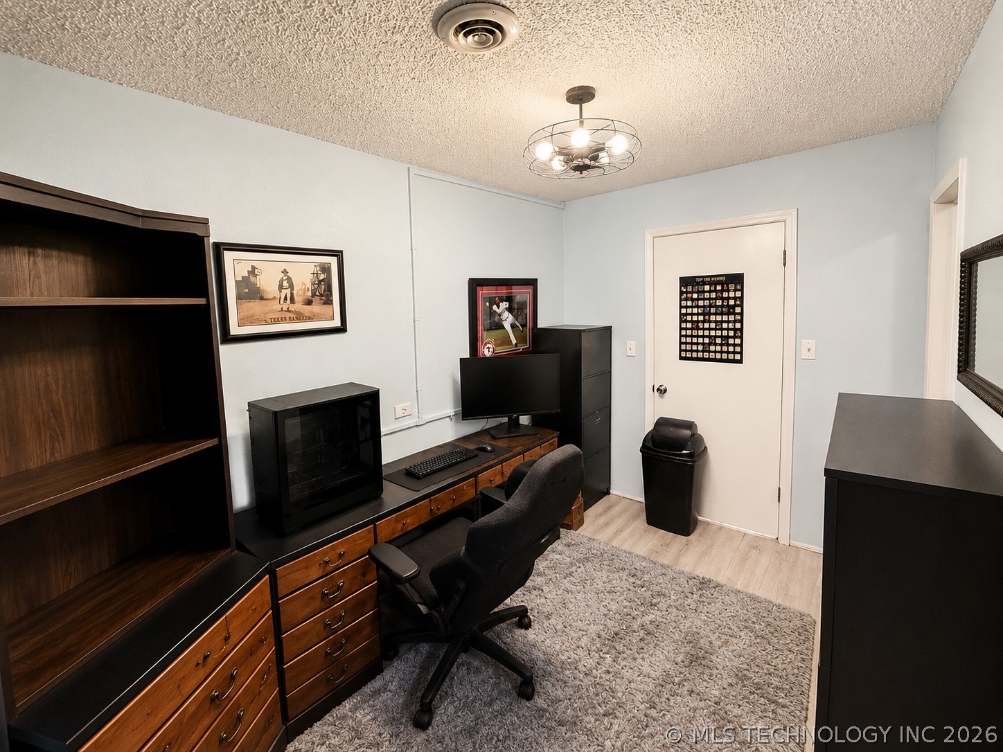 1425 Hargrove Property Photo 16