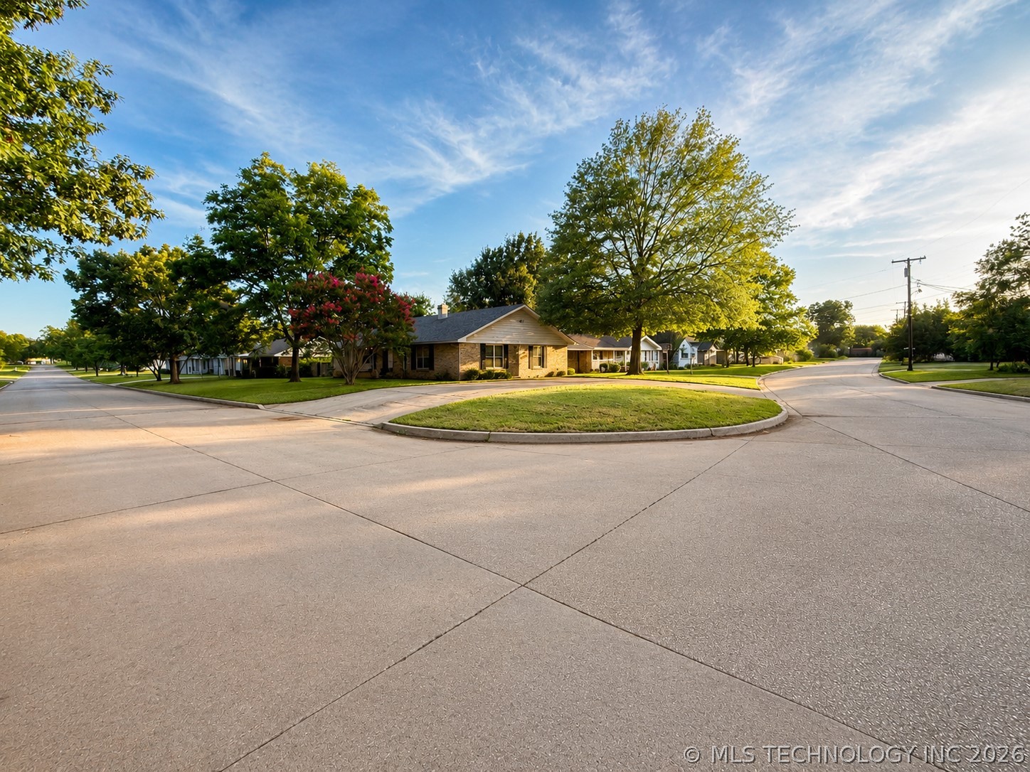 1425 Hargrove Property Photo 17