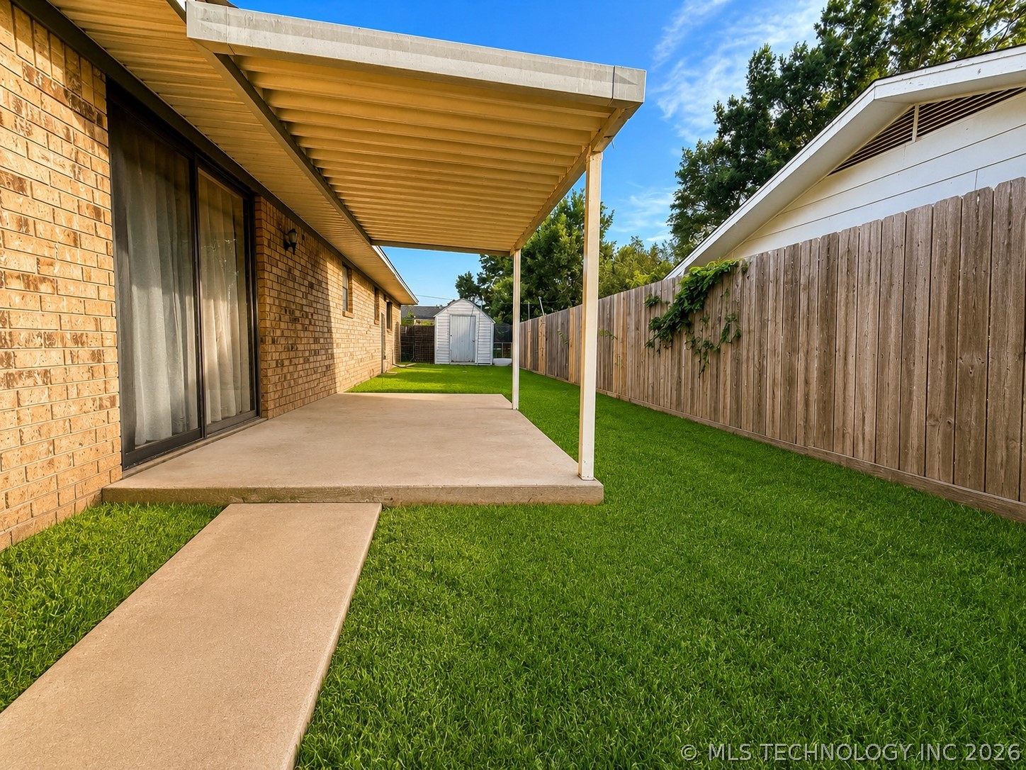 1425 Hargrove Property Photo 18
