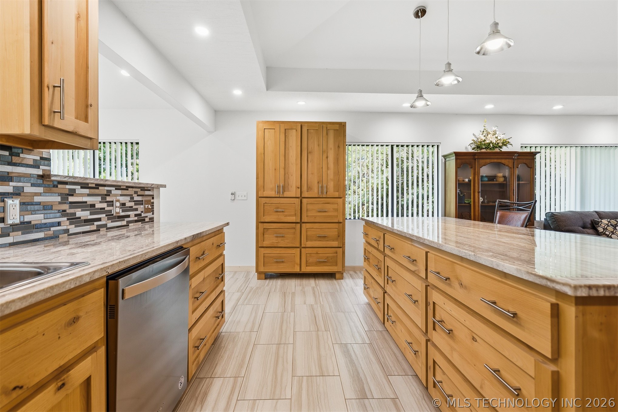 7157 Meridian Property Photo 8