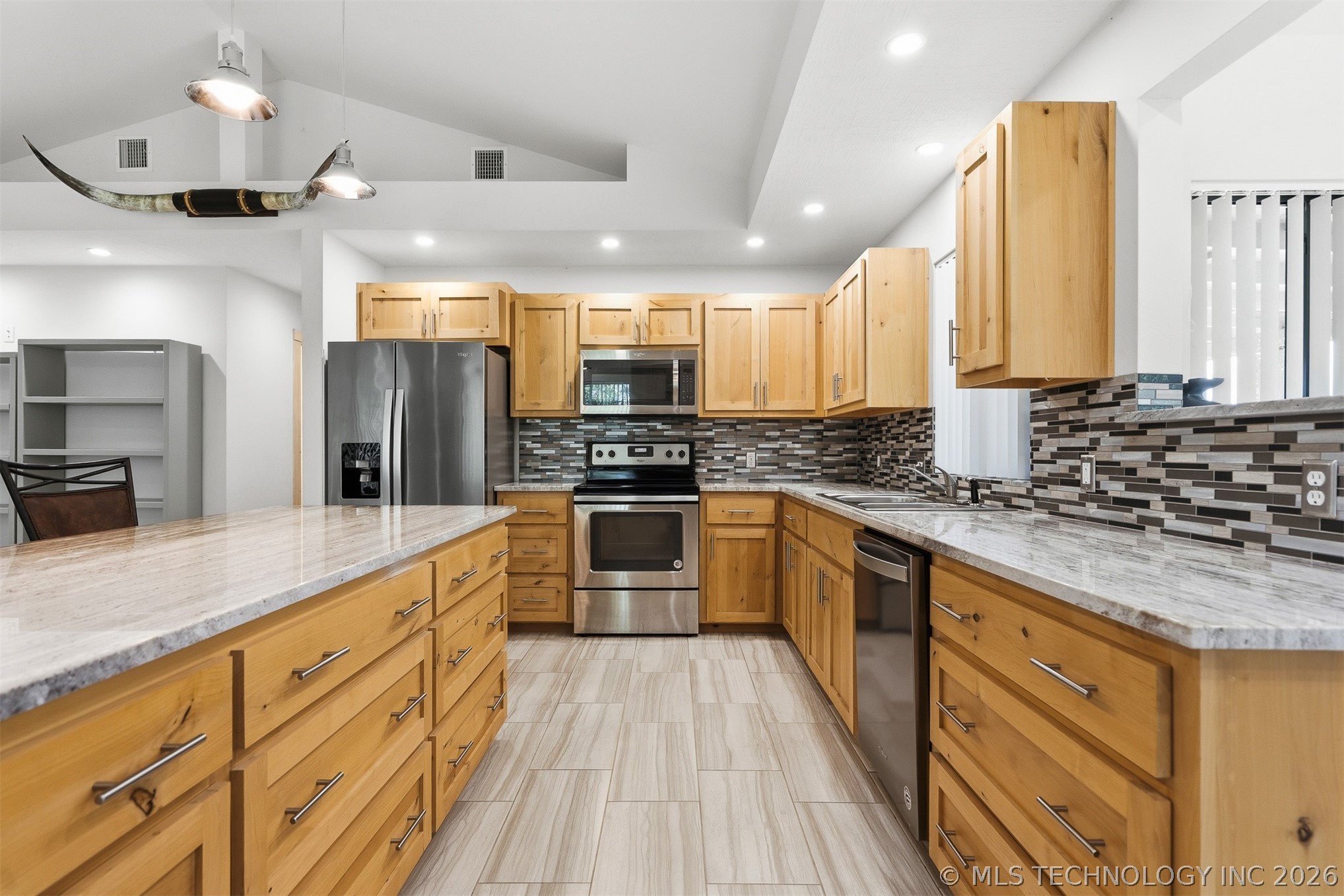 7157 Meridian Property Photo 9