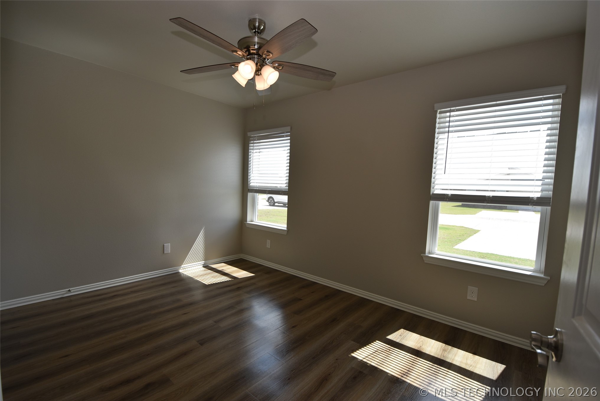 736 Elm Street Property Photo 21