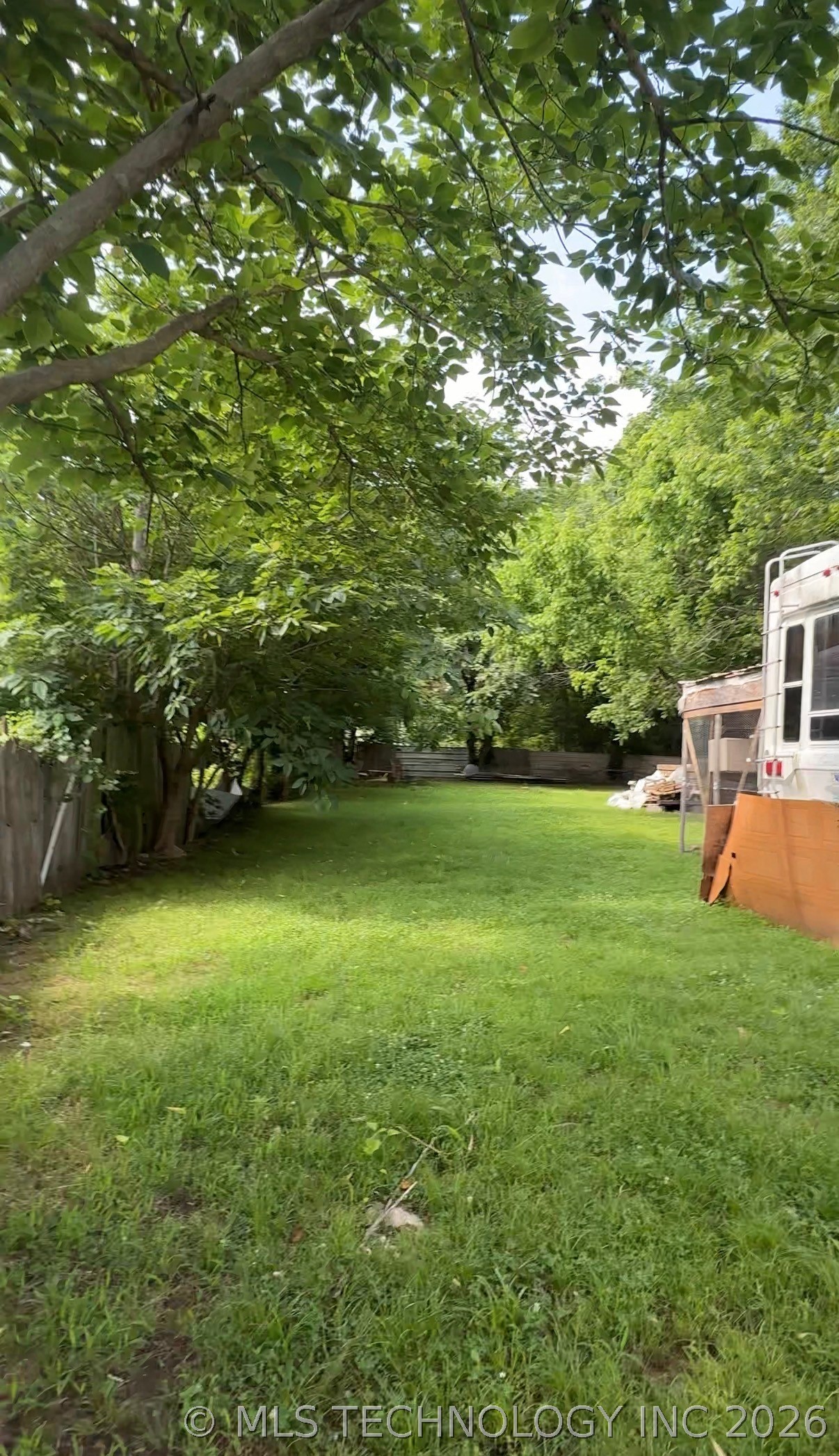 556 E 62nd Street North Property Photo 4