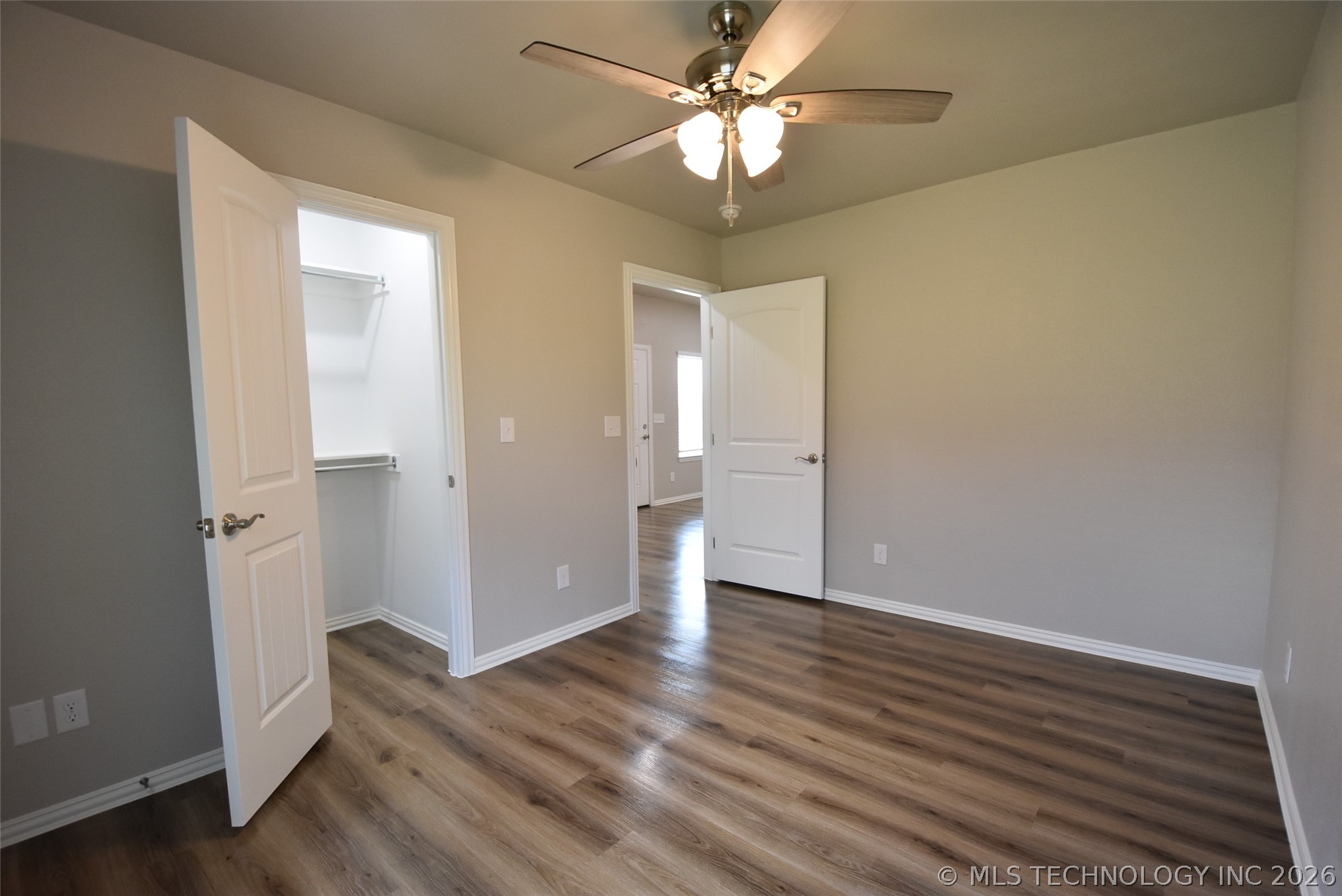 833 Elm Street Property Photo 32