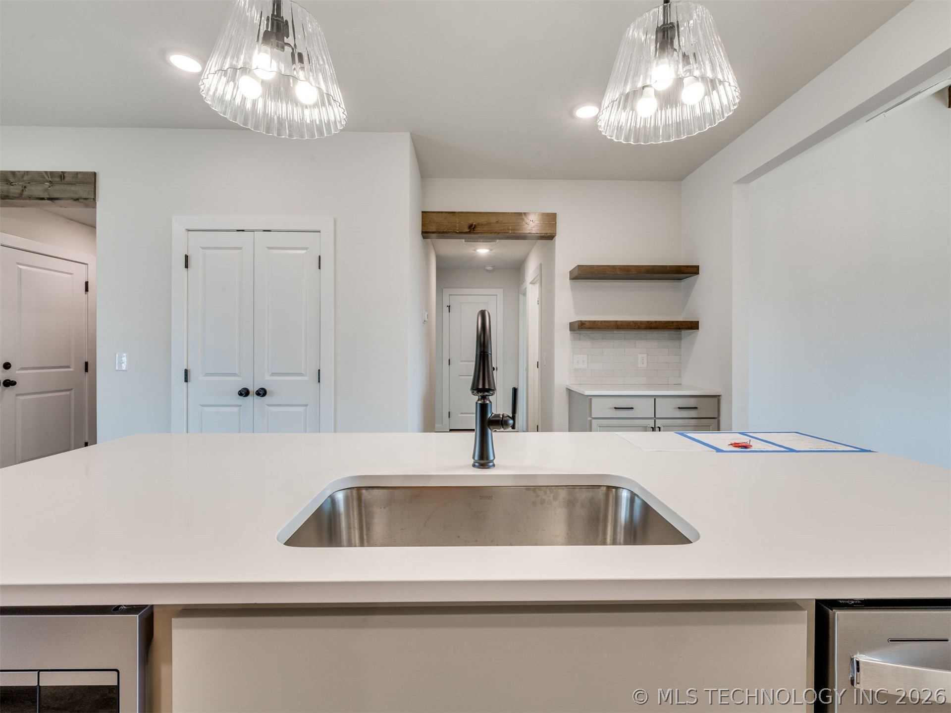 3461 E 153rd Street S Property Photo 17