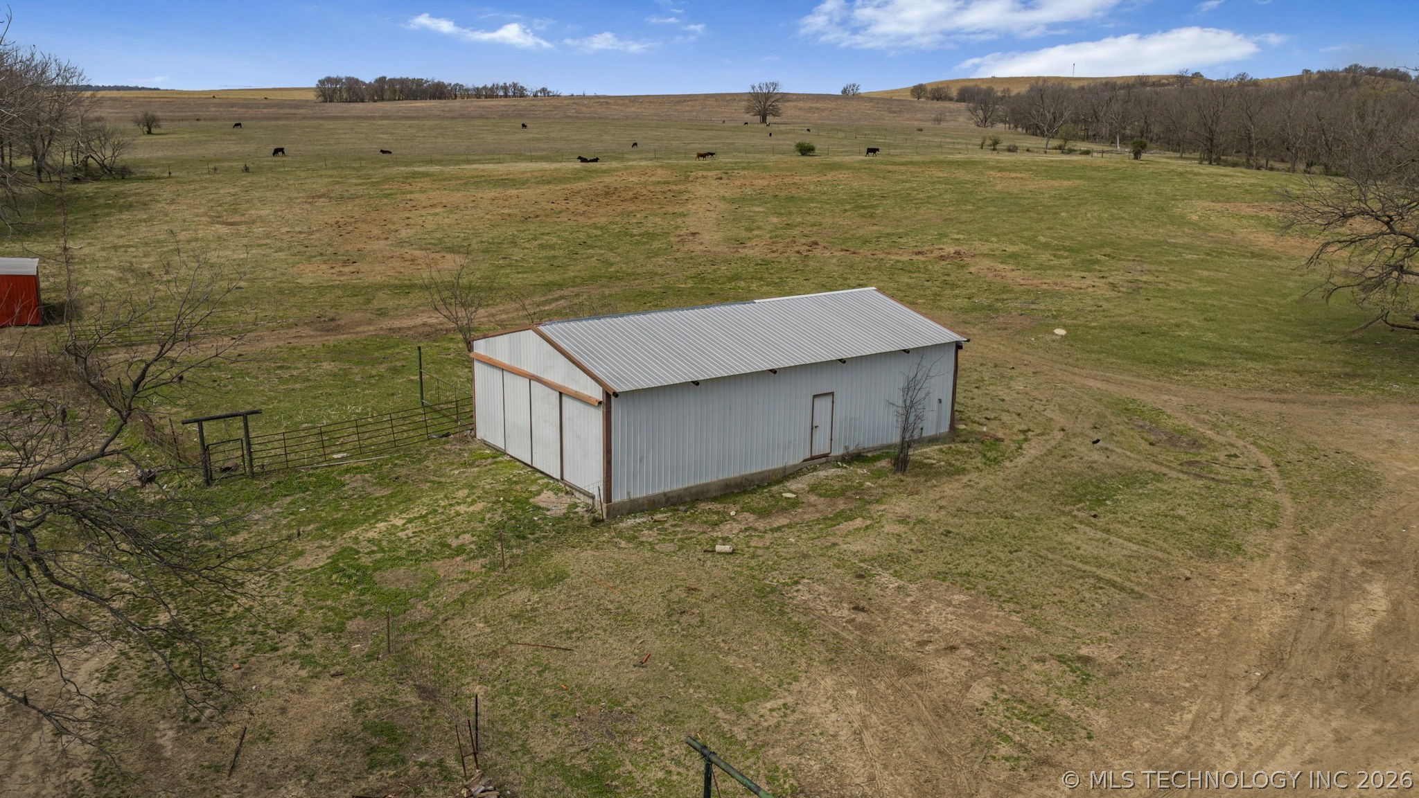 30740 N 3996 Property Photo 42