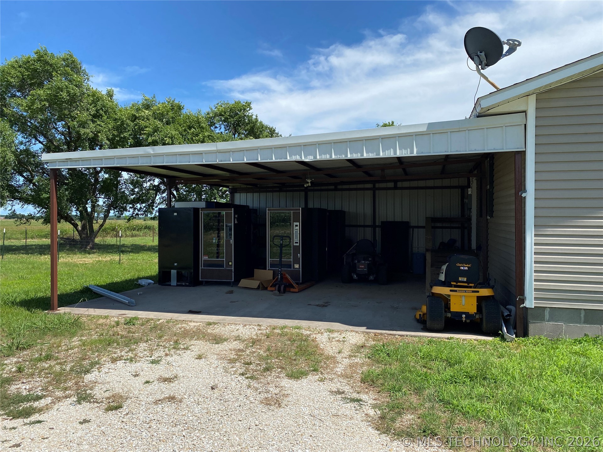 22774 County Road 3470 Property Photo 4