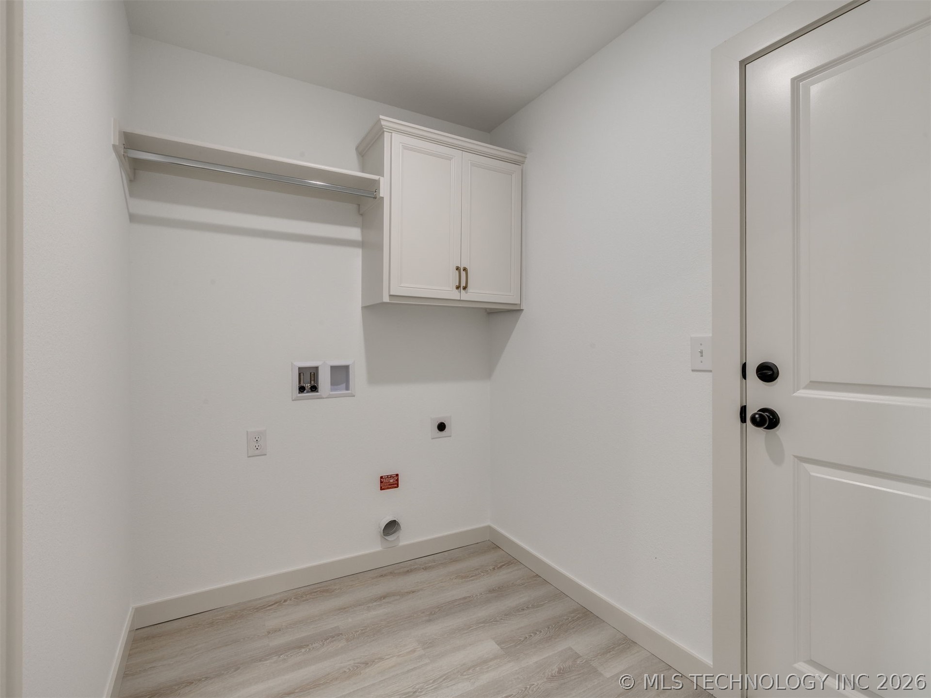 3482 E 153rd Street S Property Photo 10