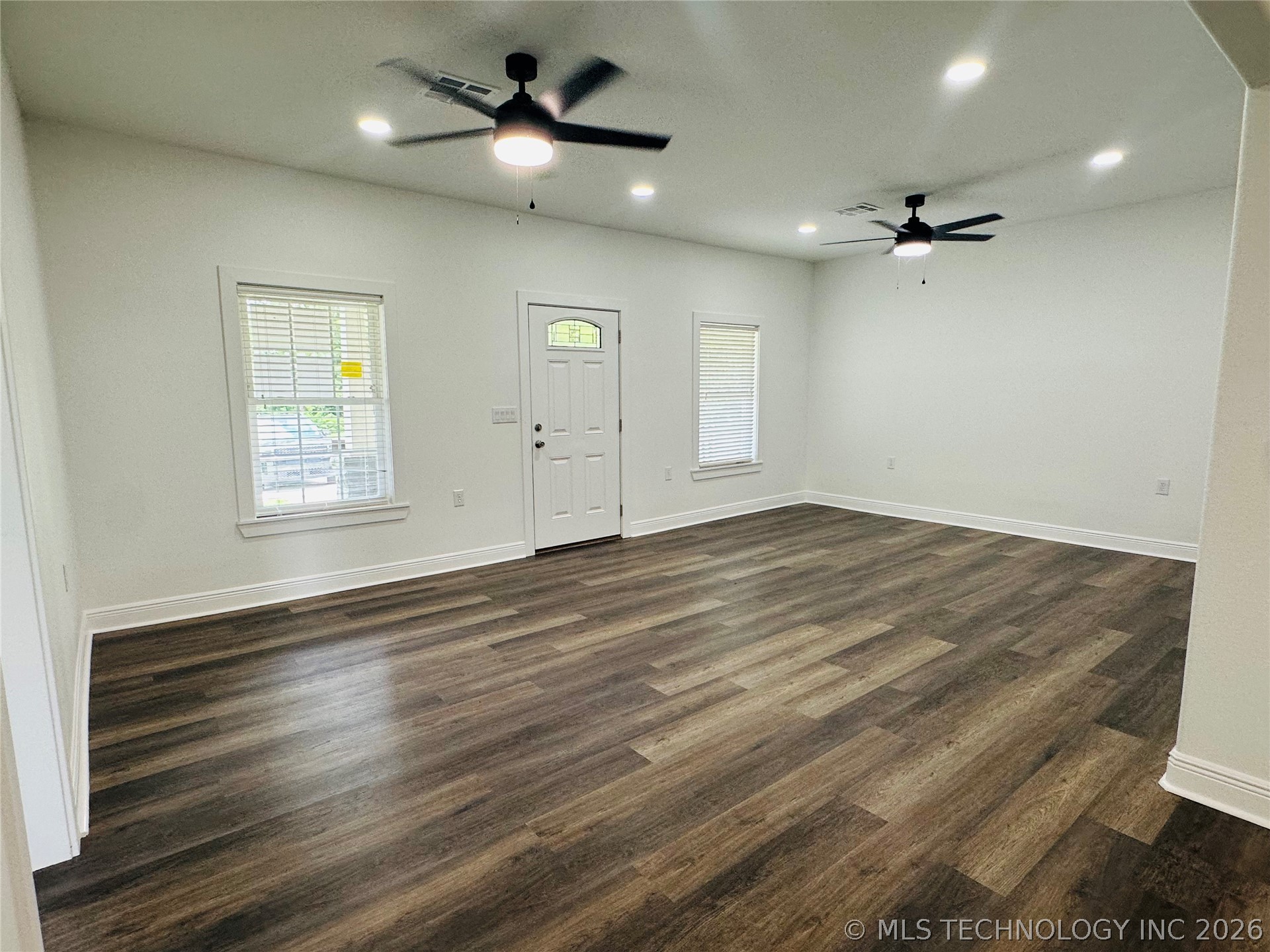 216 N P Street Property Photo 7