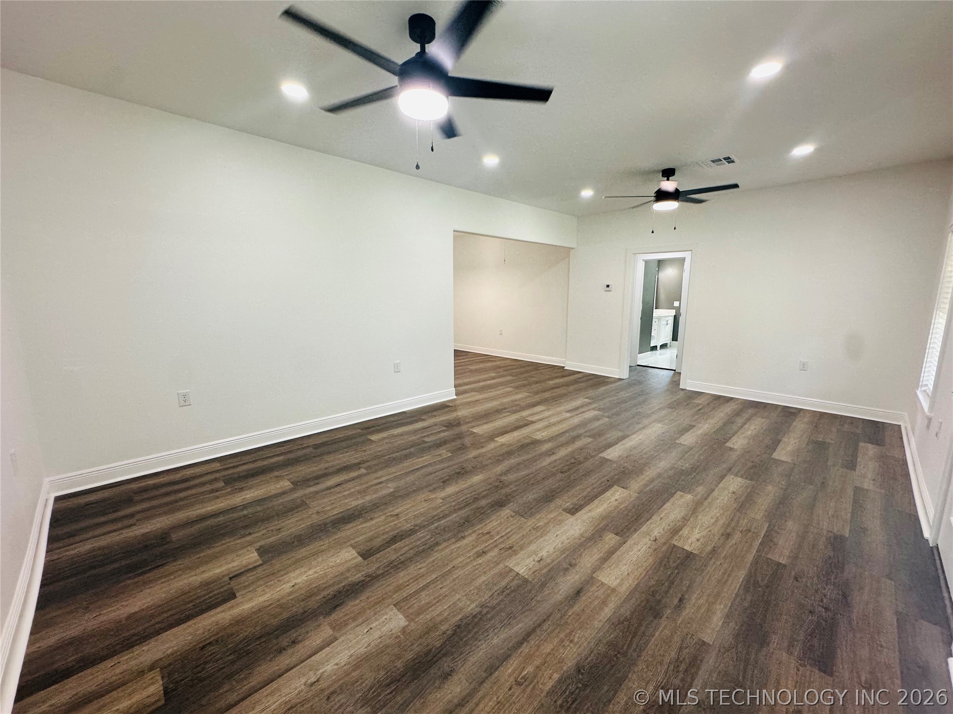 216 N P Street Property Photo 8