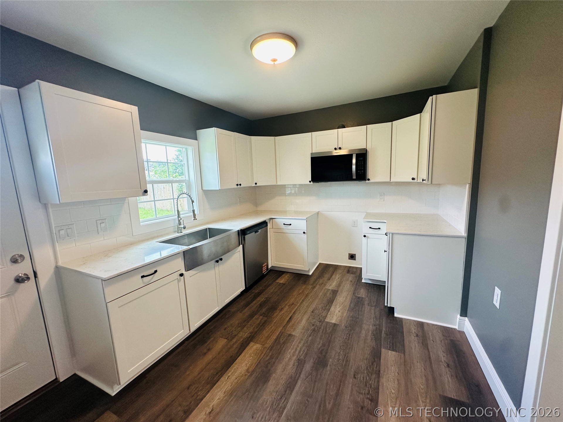 216 N P Street Property Photo 12