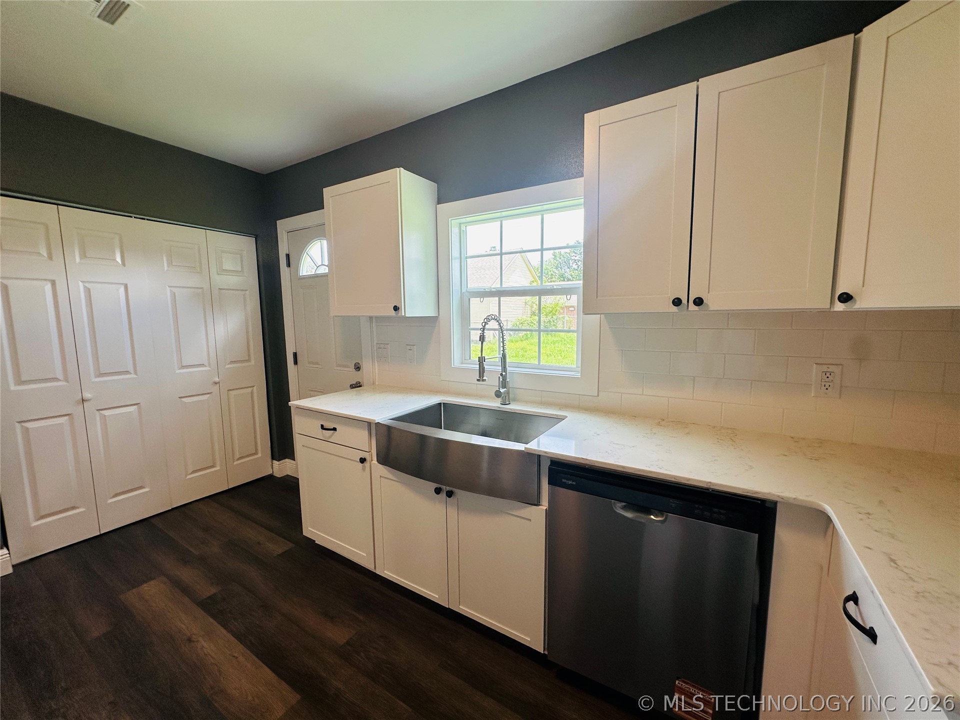 216 N P Street Property Photo 15