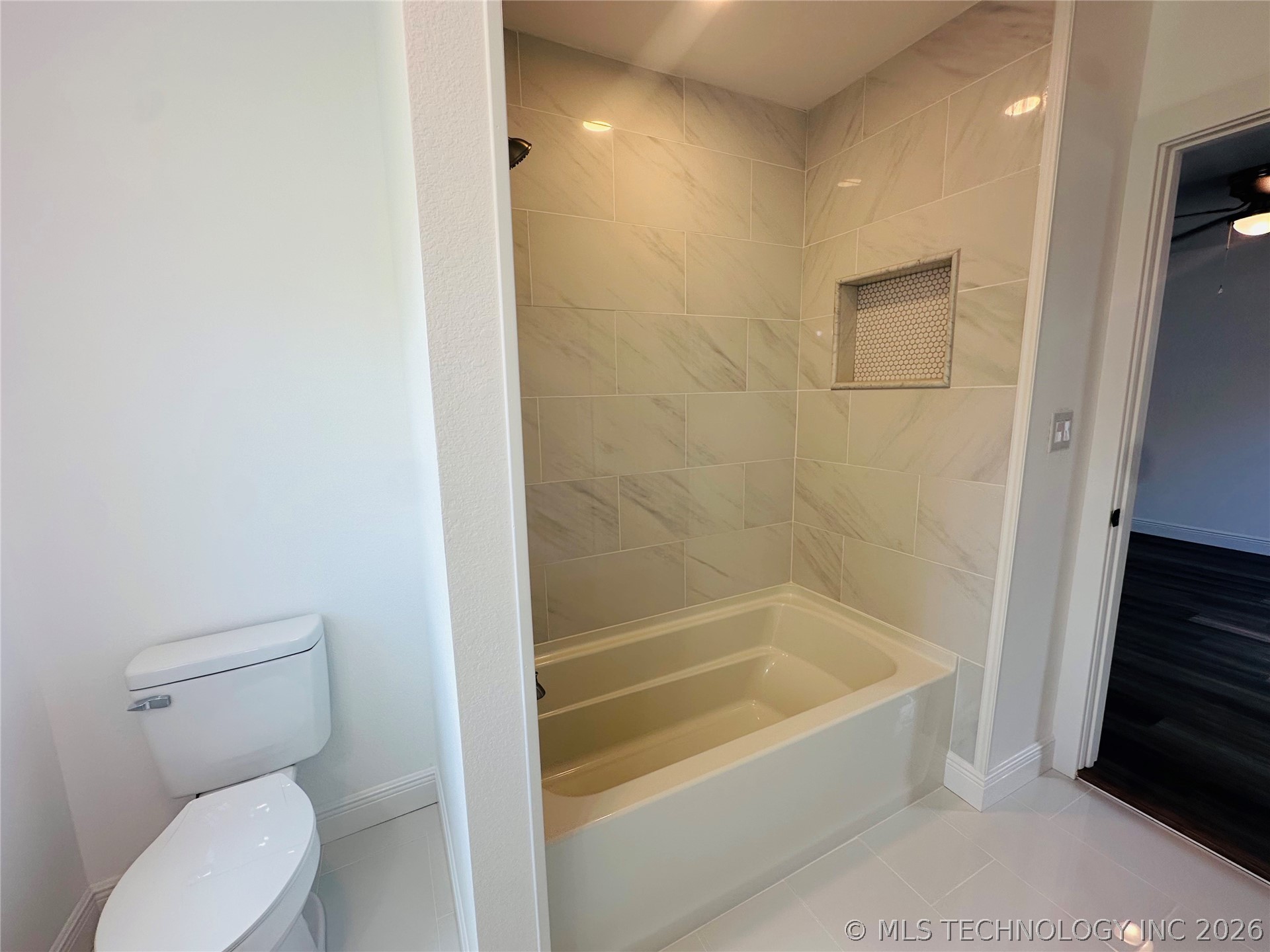 216 N P Street Property Photo 22