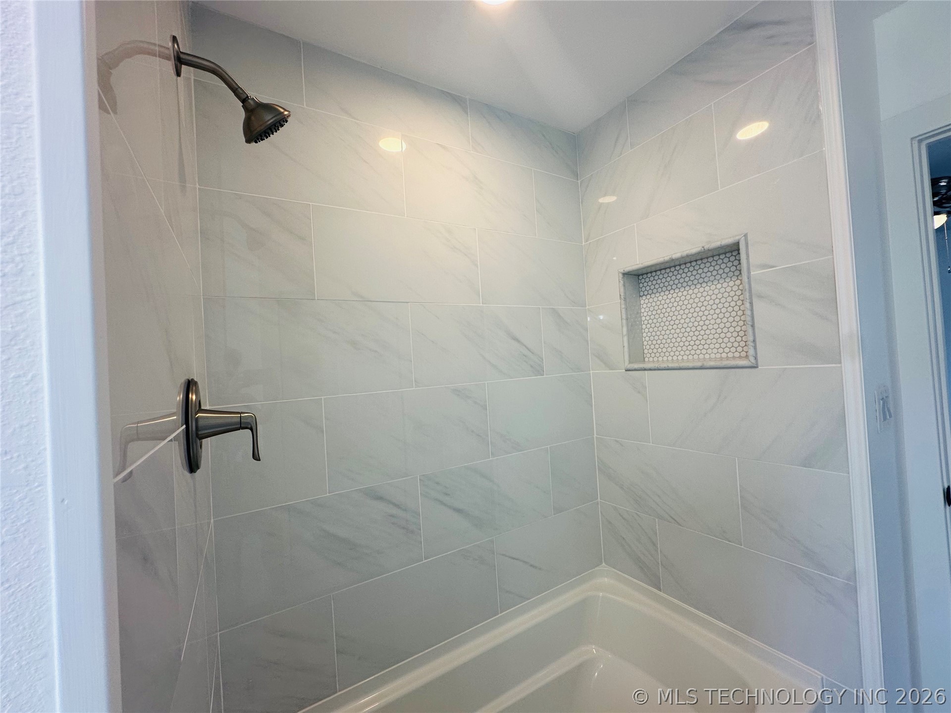 216 N P Street Property Photo 25