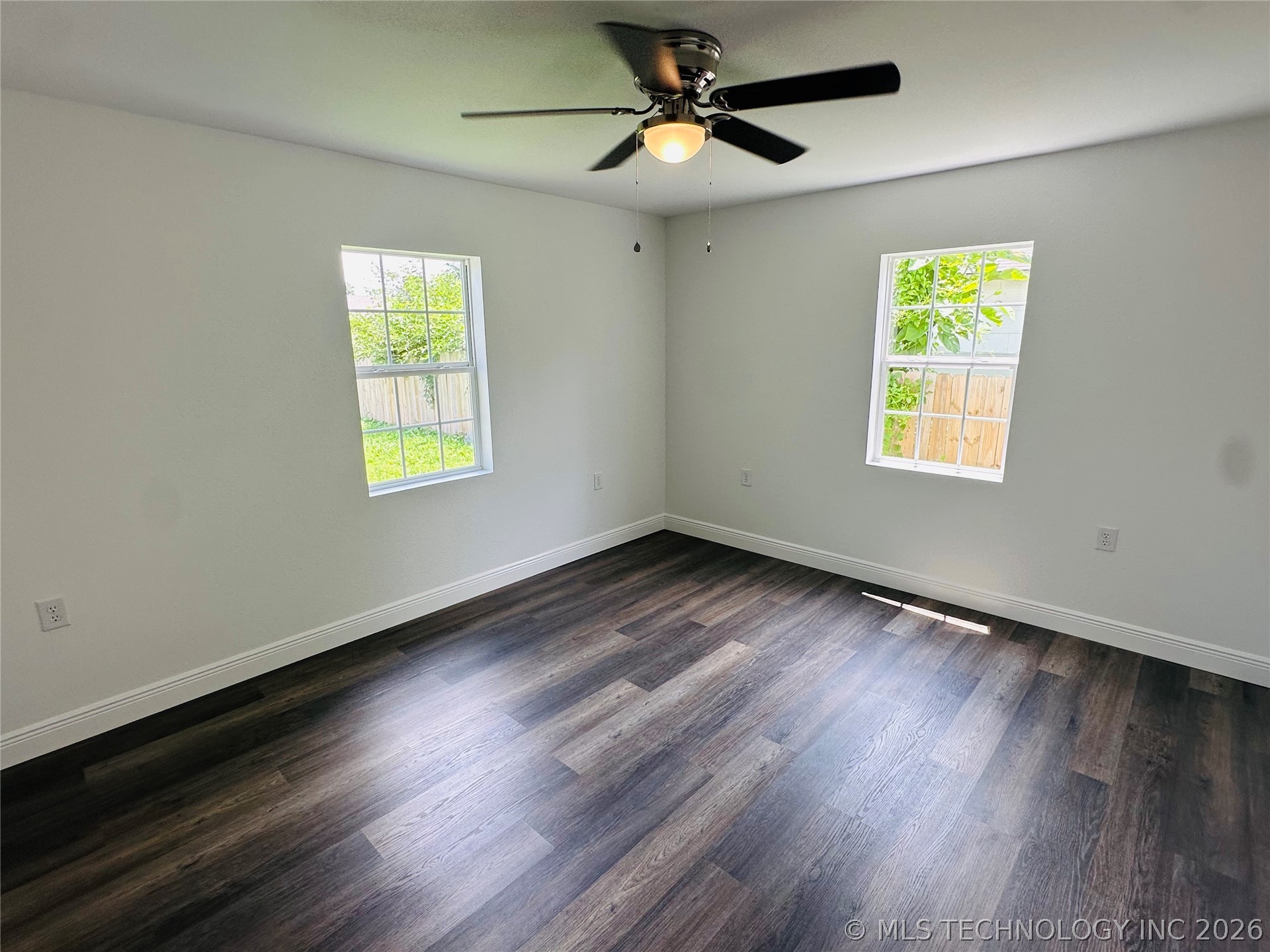 216 N P Street Property Photo 40
