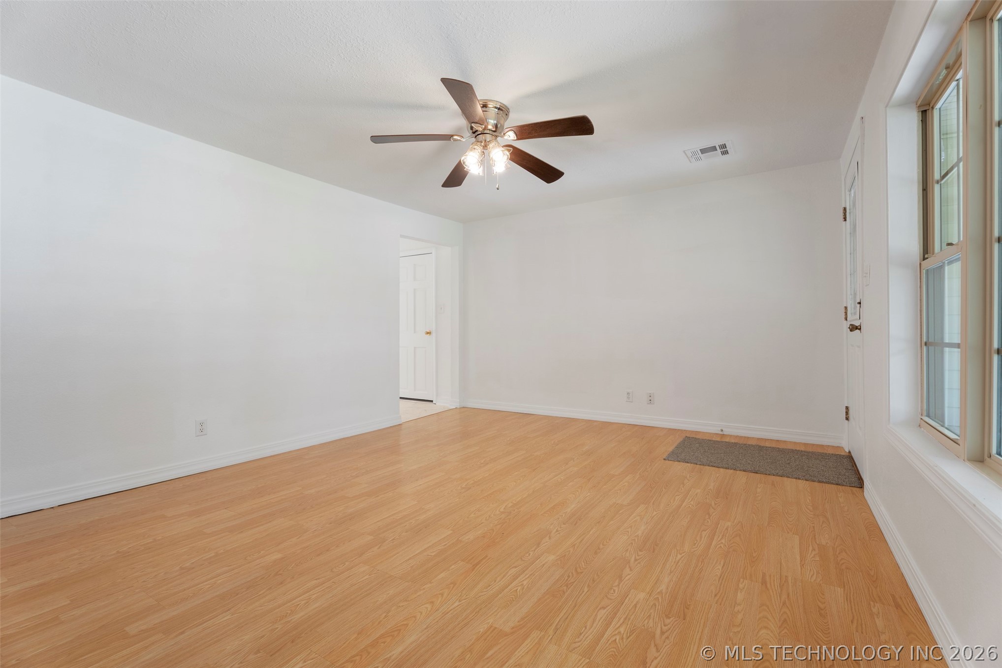 415 N Gunter Street Property Photo 6