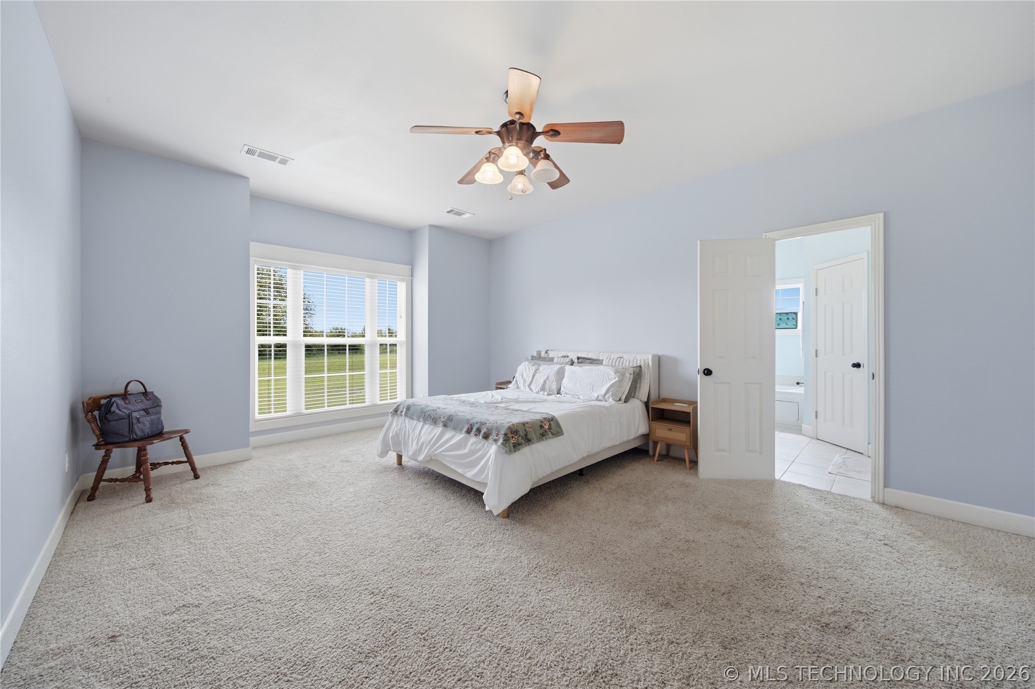 1582 E 166th Street N Property Photo 19