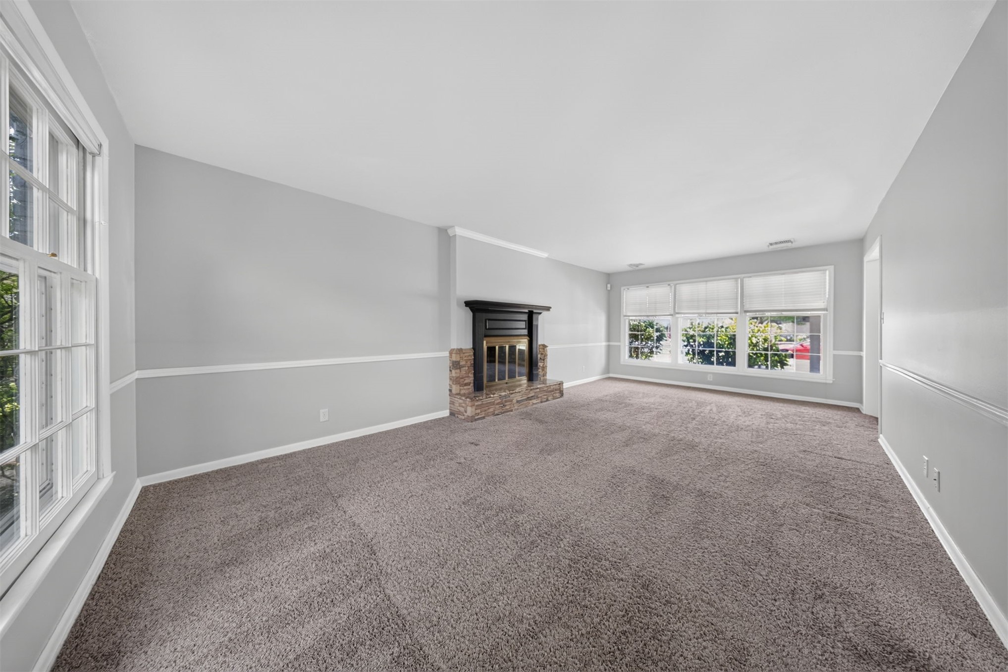 5853 S Irvington Avenue Property Photo 11