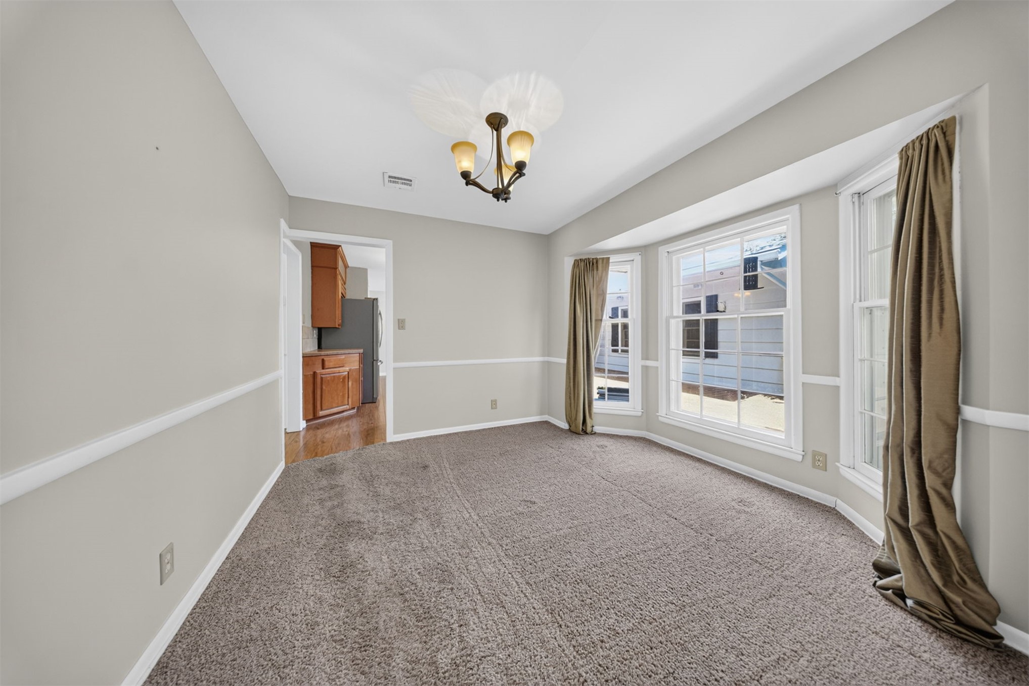 5853 S Irvington Avenue Property Photo 18