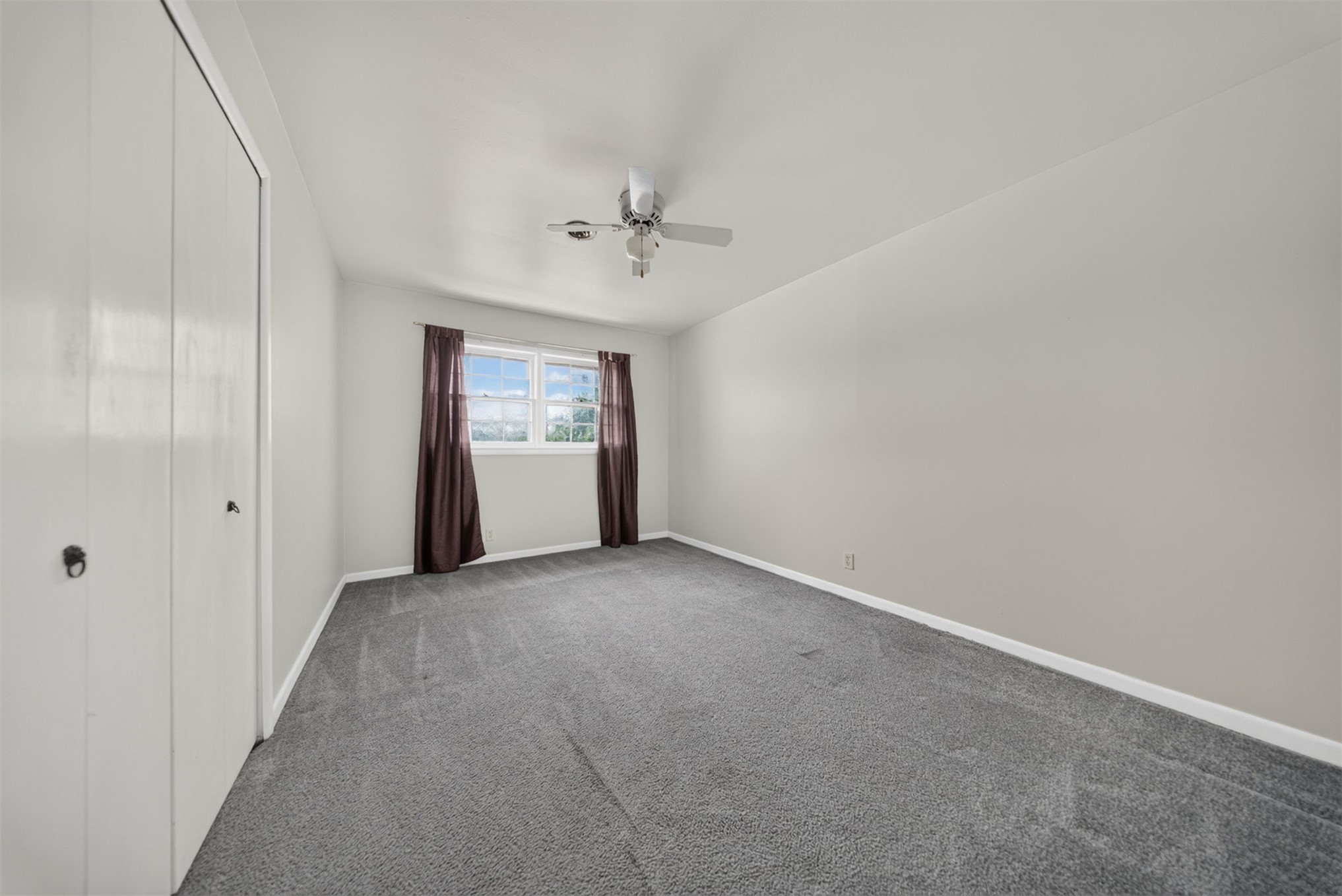 5853 S Irvington Avenue Property Photo 36