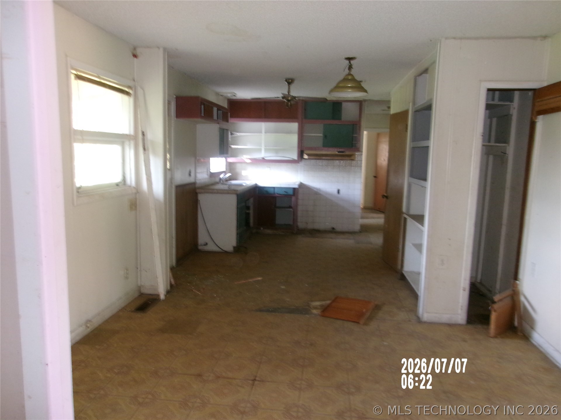 423 Lahoma Drive Property Photo 3