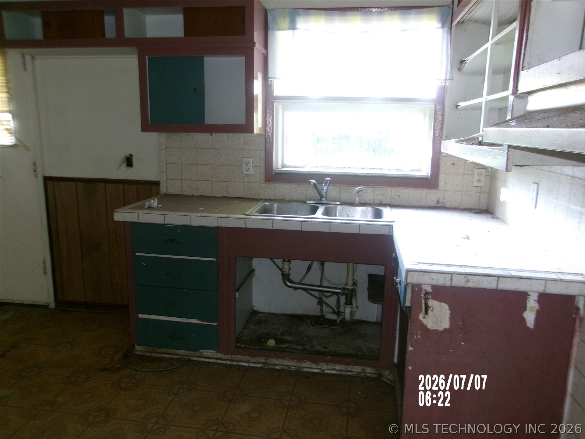 423 Lahoma Drive Property Photo 4