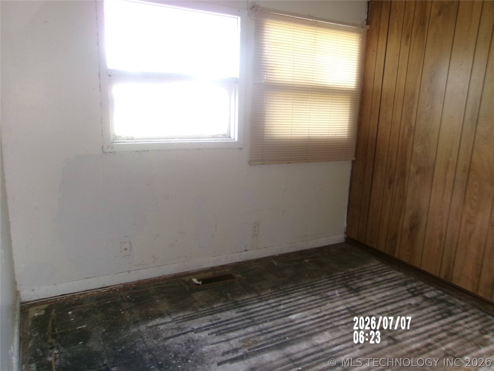 423 Lahoma Drive Property Photo 6